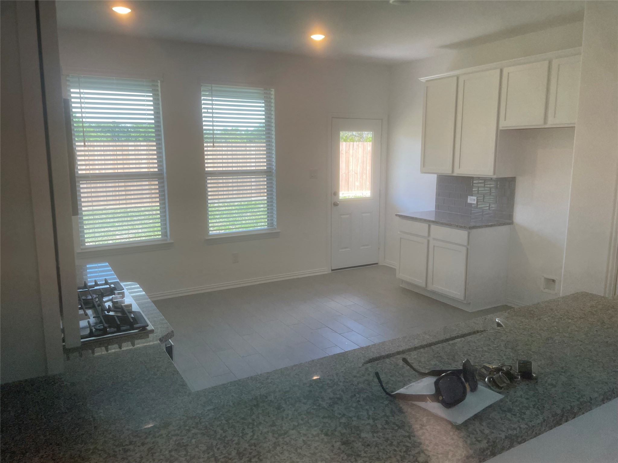 8111 Royal Palm Ct Property Photo 9