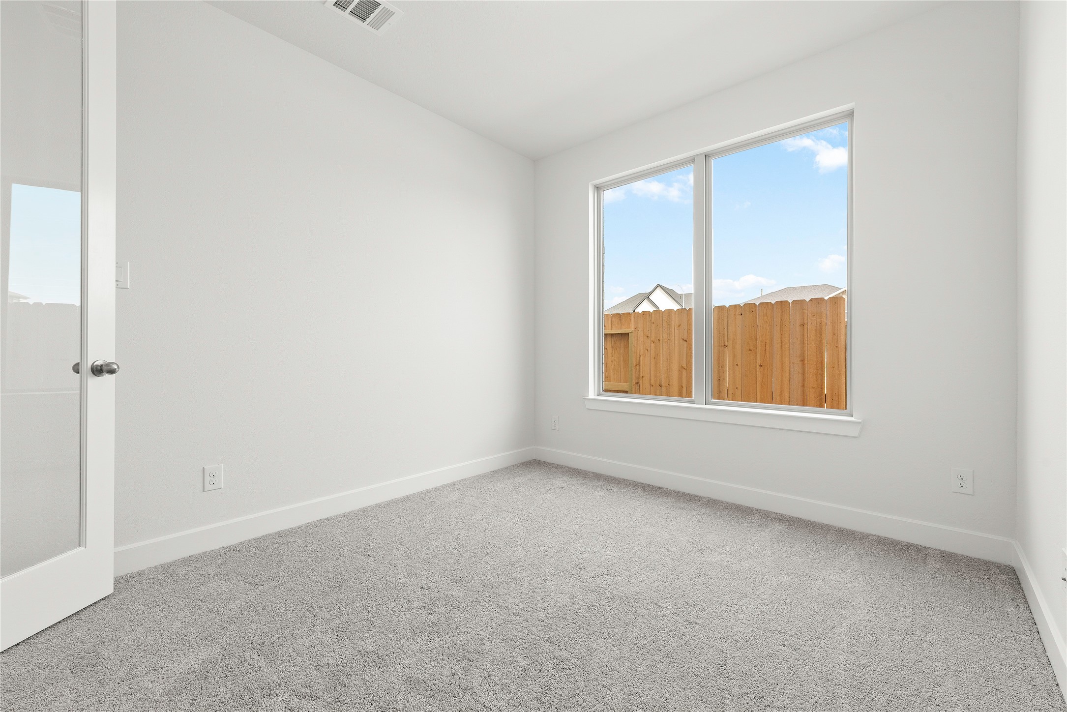 5538 Bermuda Sands Drive Property Photo 13