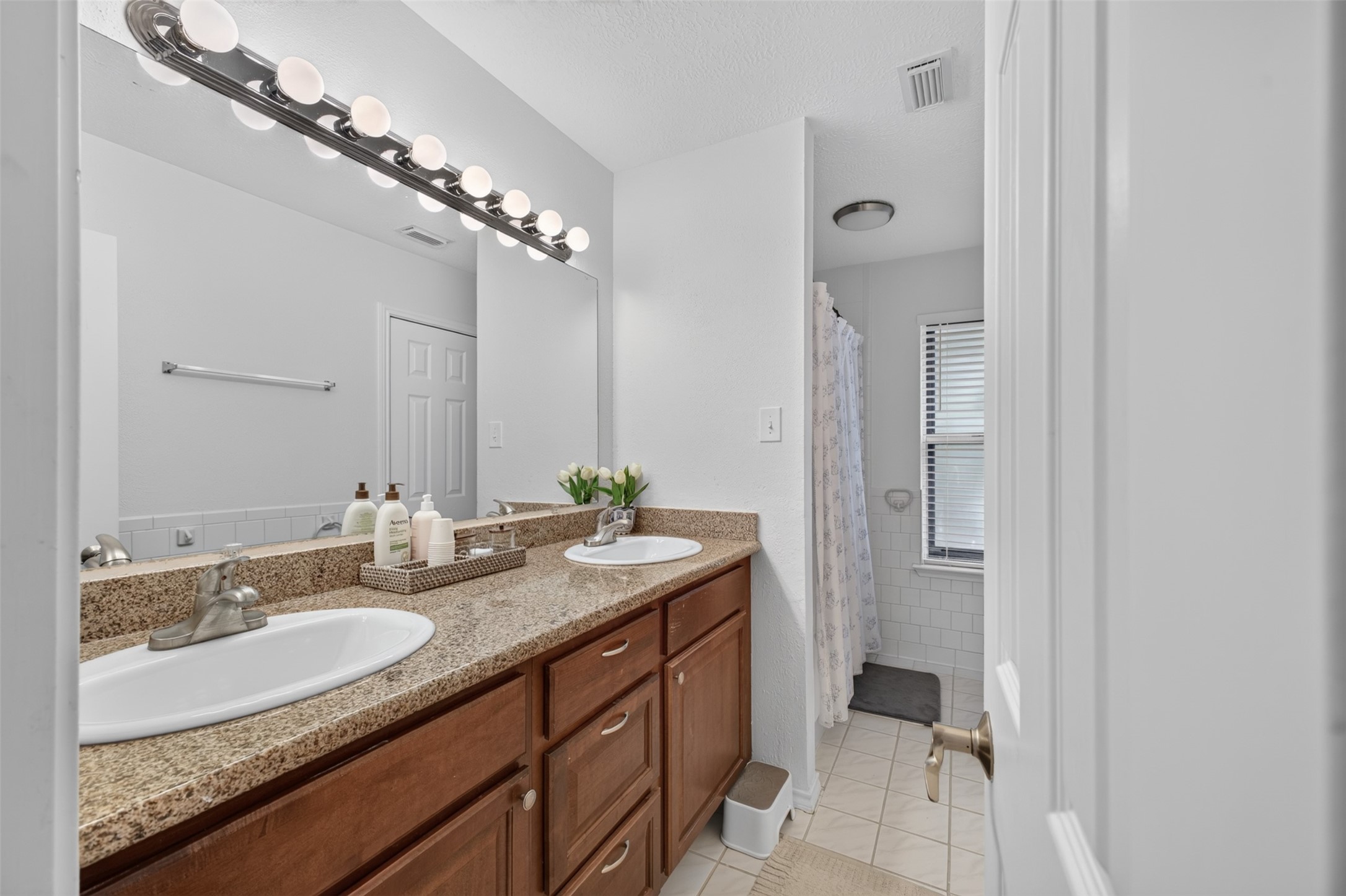1808 Palo Duro Street Property Photo 28