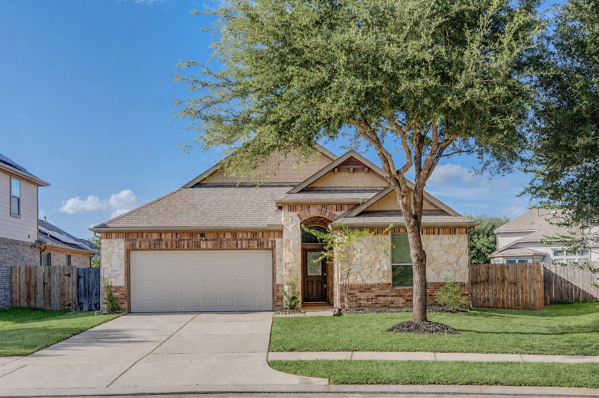 26306 Julia Manor Drive Property Photo 1