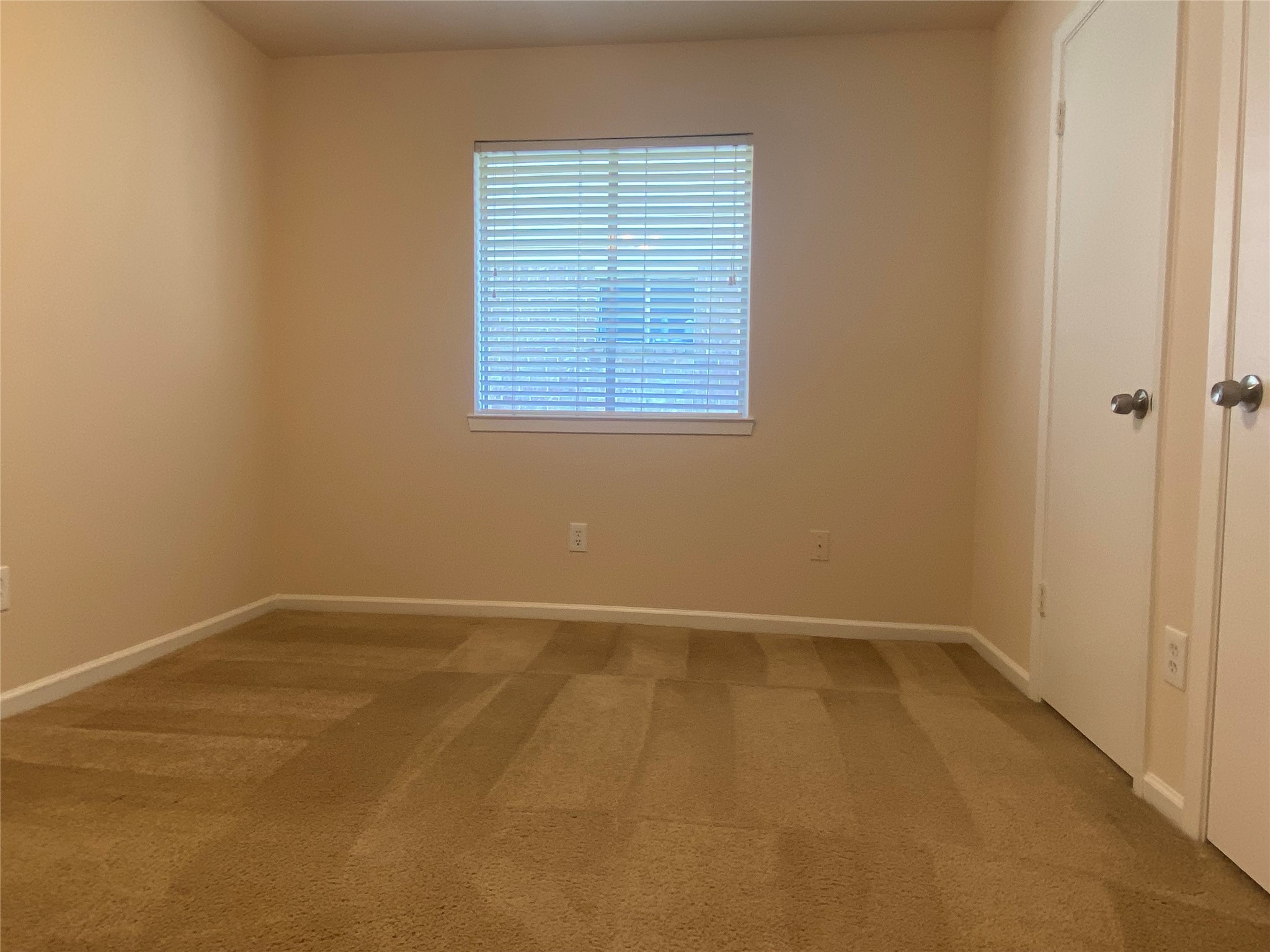 2214 S Ferrisburg Court Property Photo 14