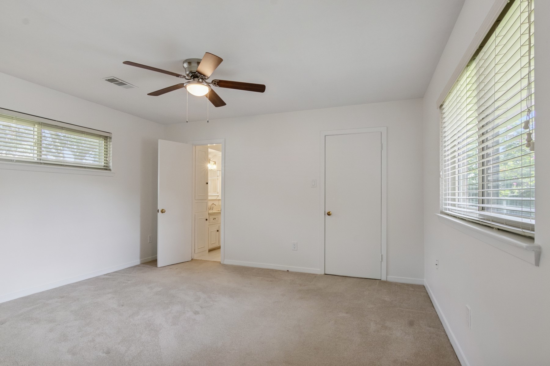 5647 Lymbar Drive Property Photo 15