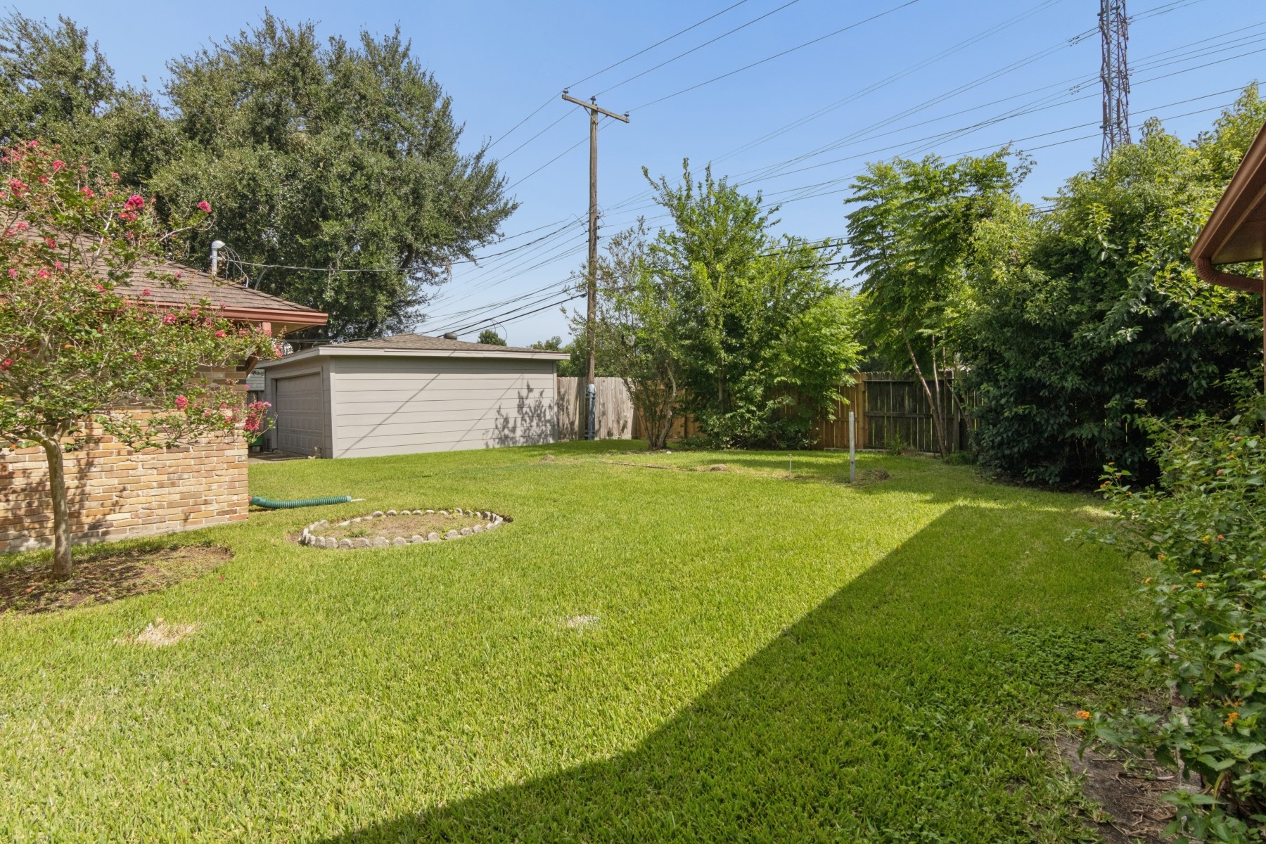 5647 Lymbar Drive Property Photo 24
