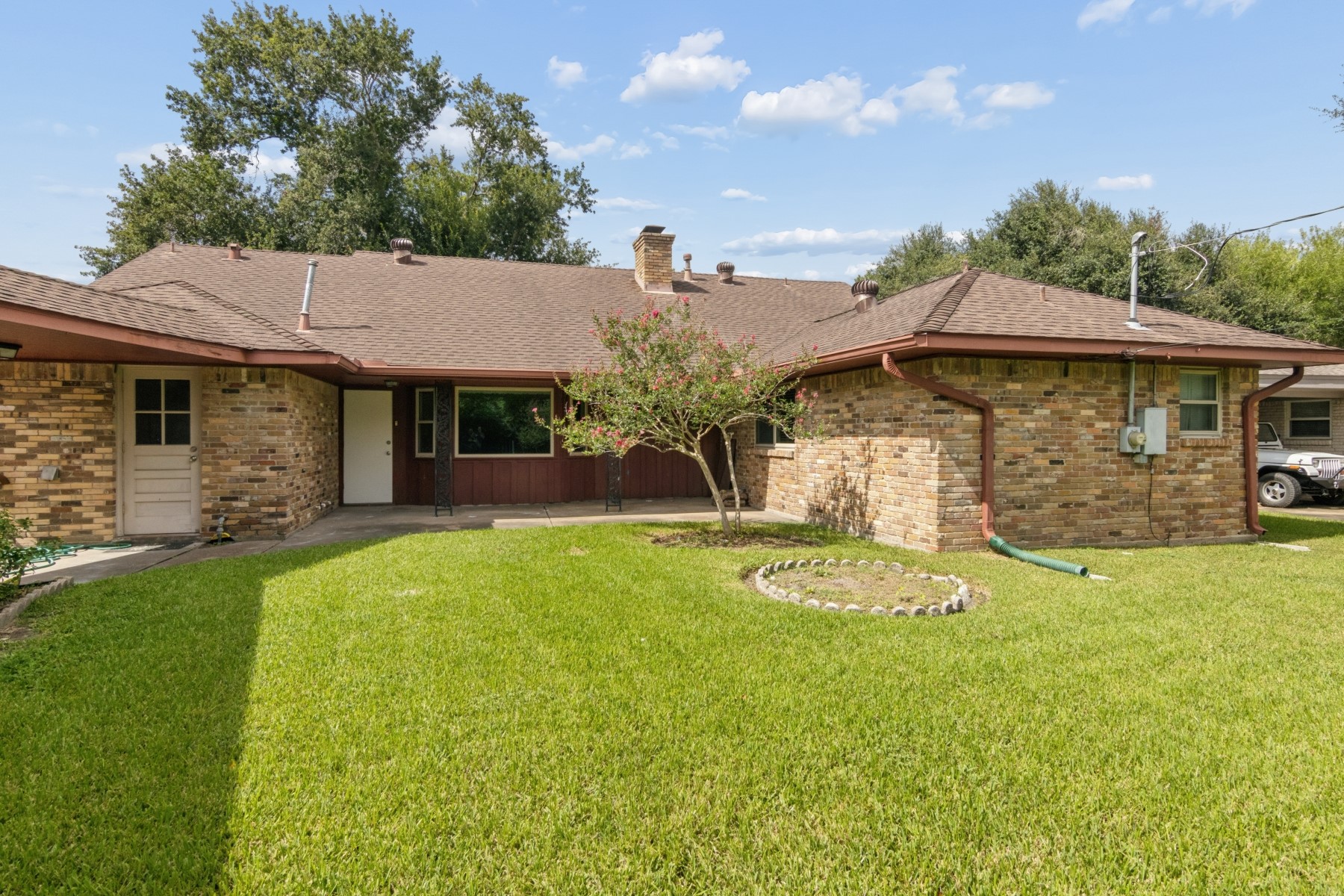 5647 Lymbar Drive Property Photo 25