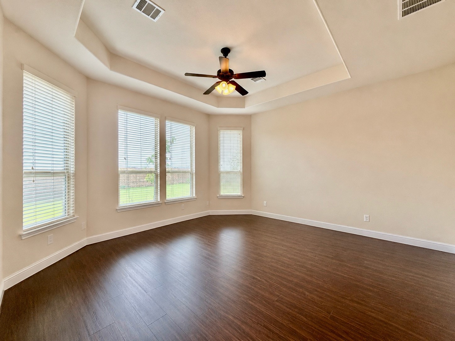 7742 Candlelight Park Lane Property Photo 10