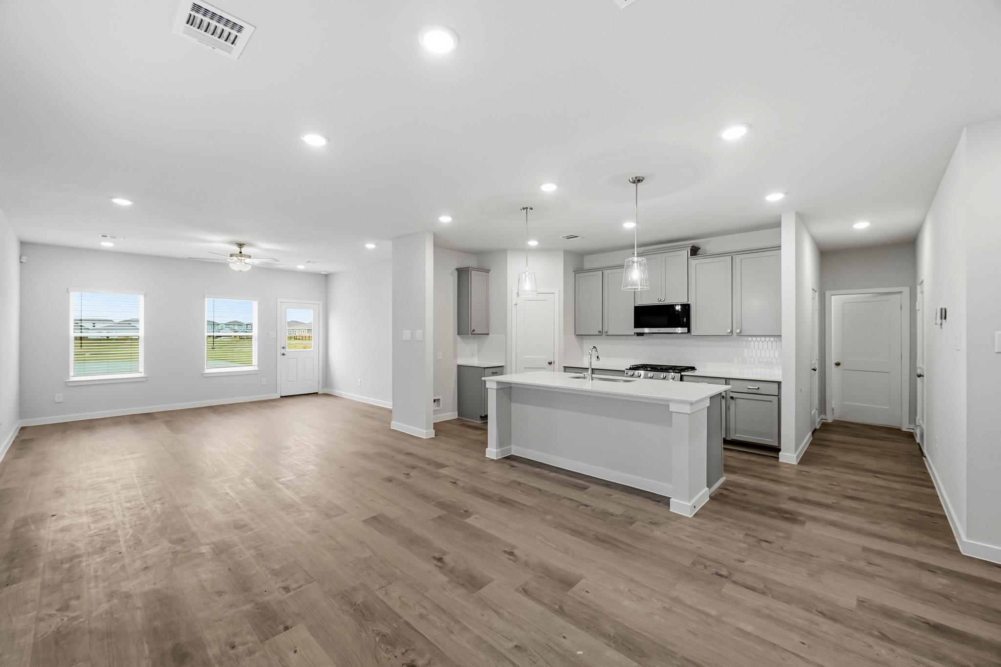 4518 Pleasant Peony Way Property Photo 9