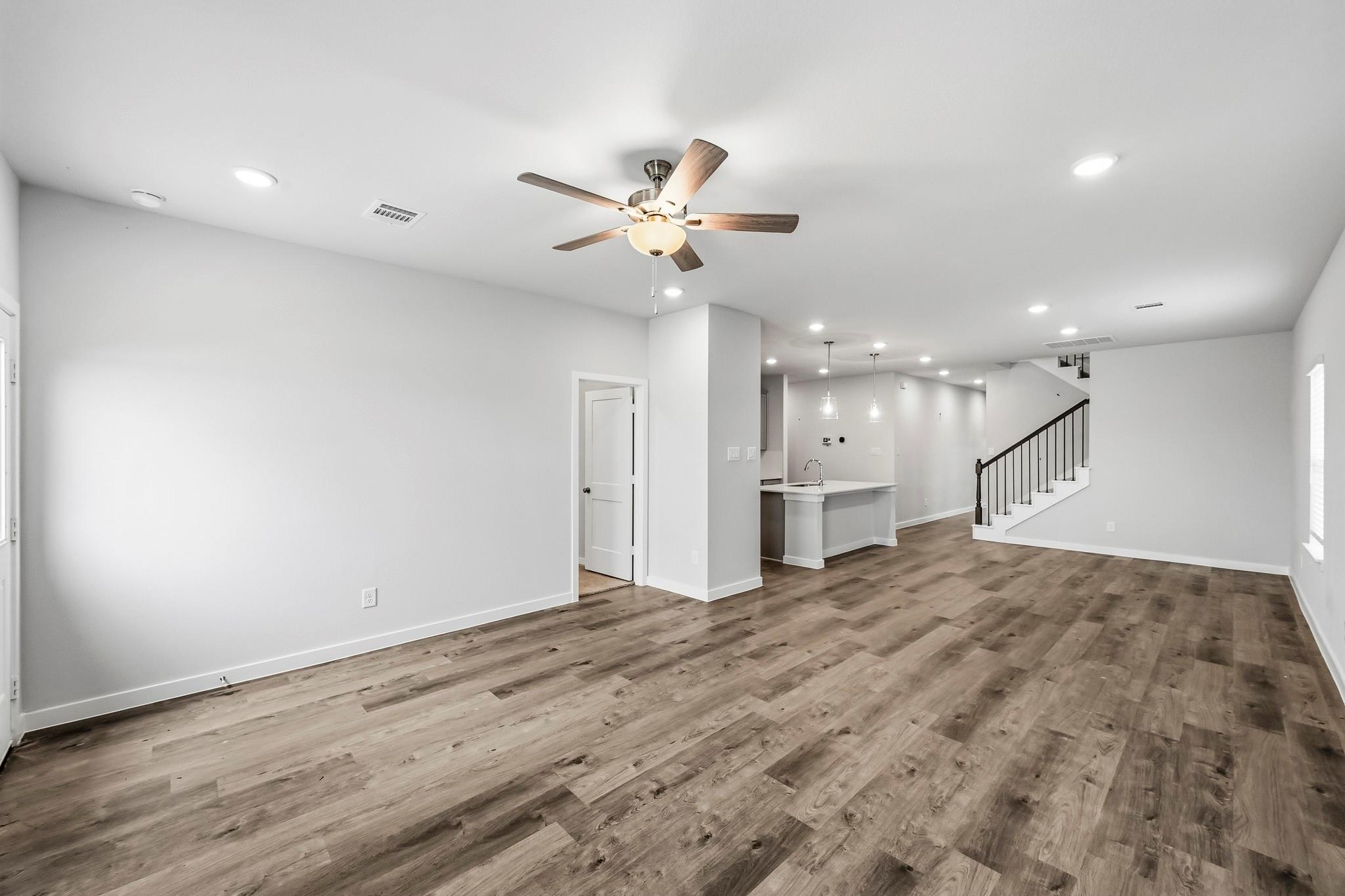 4518 Pleasant Peony Way Property Photo 12