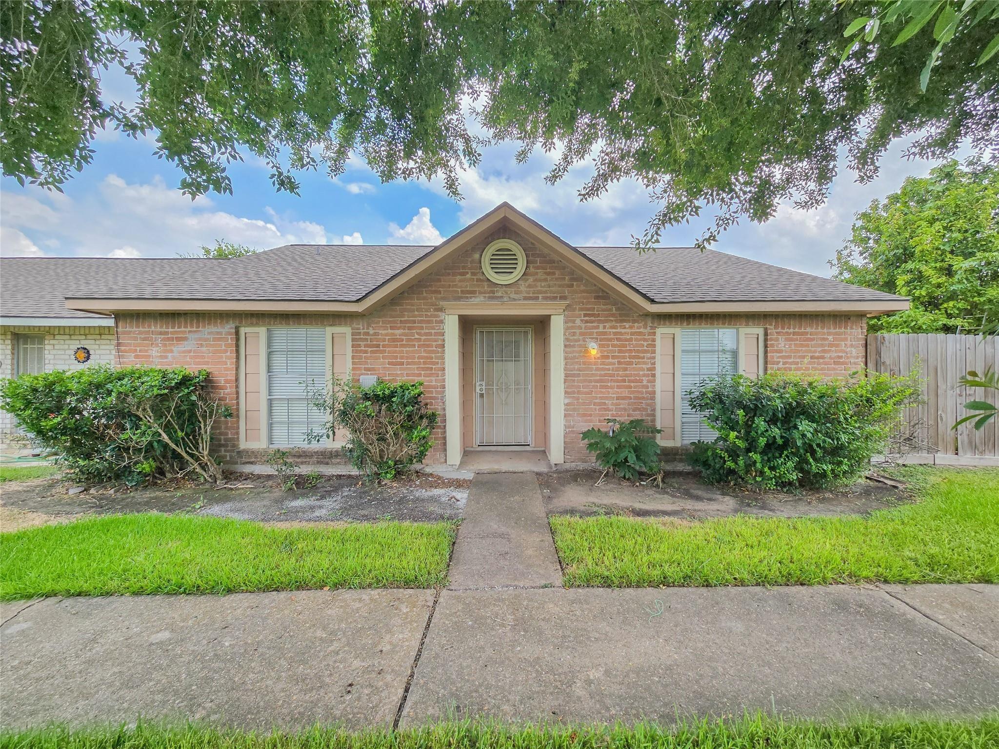 12811 High Star Drive Property Photo 1