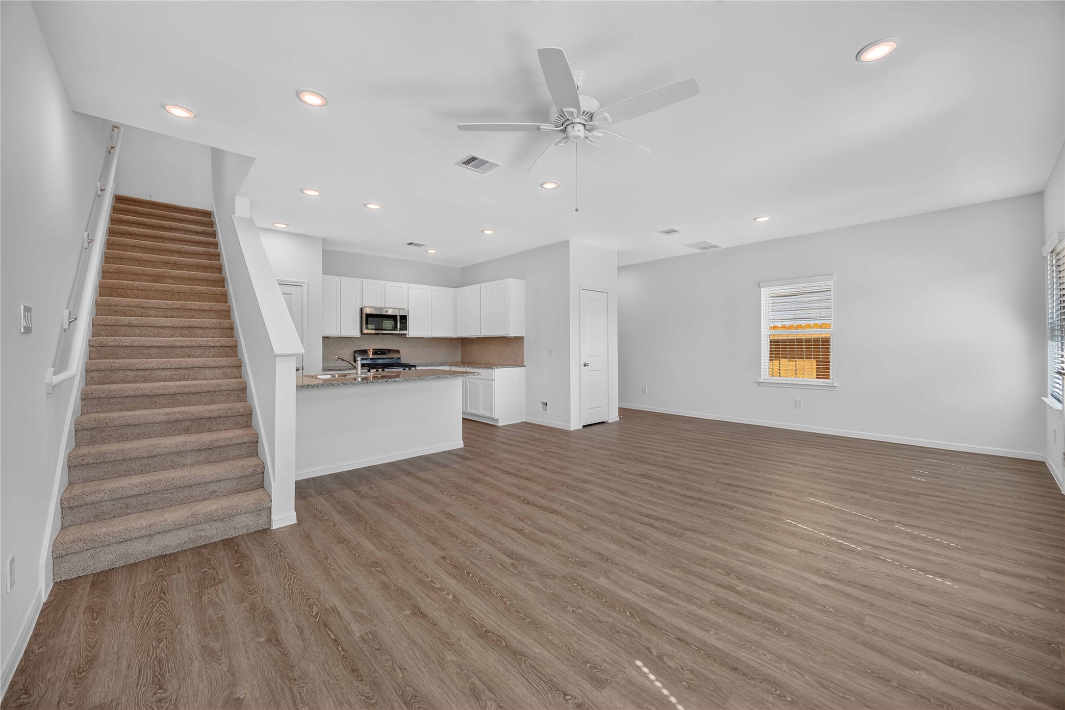 3205 Bayou Garden Trail Property Photo 5