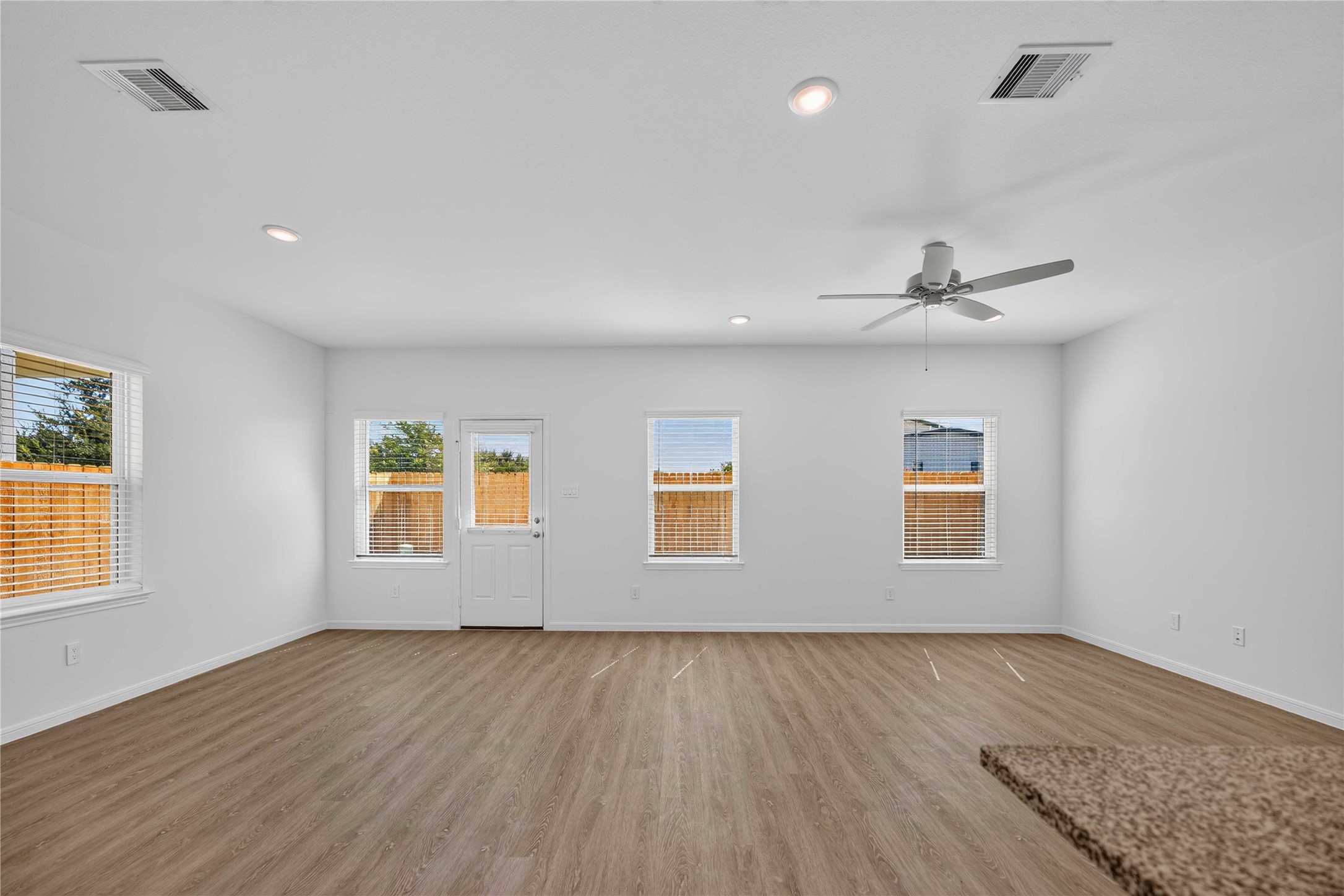 3205 Bayou Garden Trail Property Photo 6