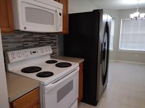 16882 Blue Jay Street Property Photo 8