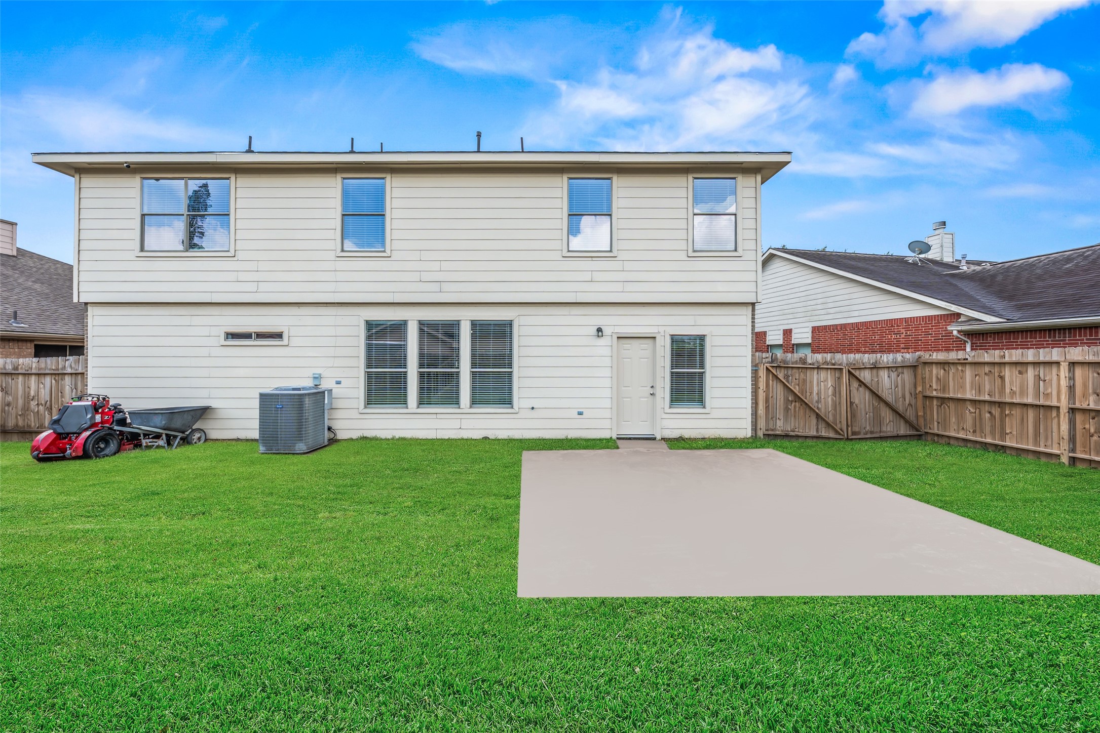 16306 Autumn Leigh Drive Property Photo 35