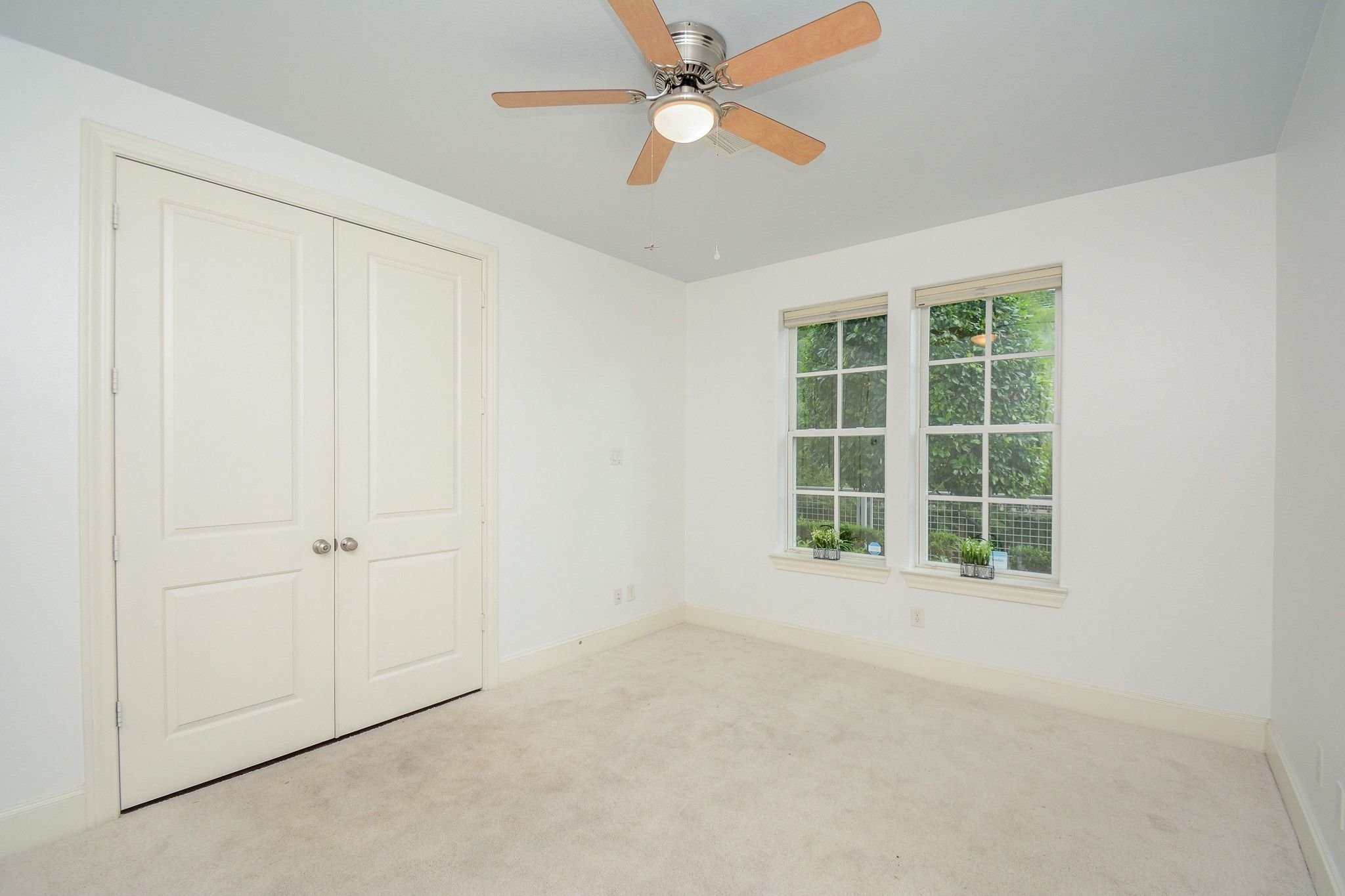 2960 Rusk Street Property Photo 8
