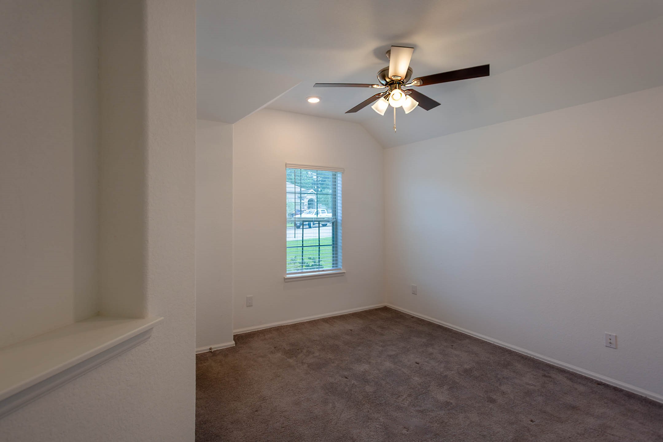 6005 Heritage Creek Lane Property Photo 8