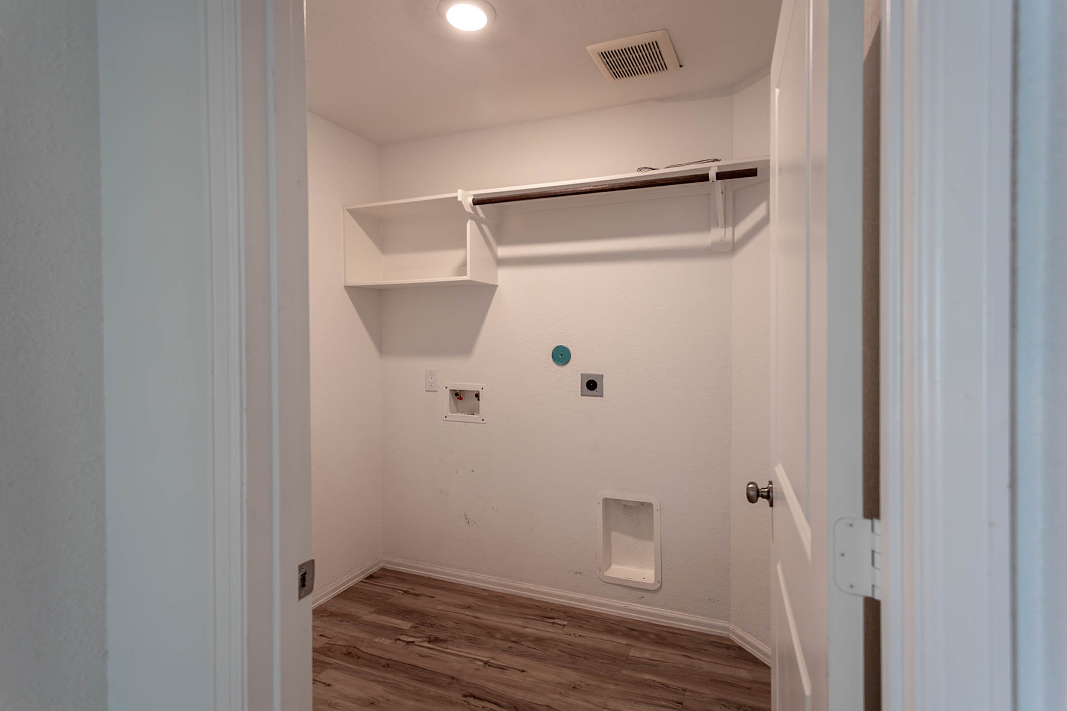 6005 Heritage Creek Lane Property Photo 11