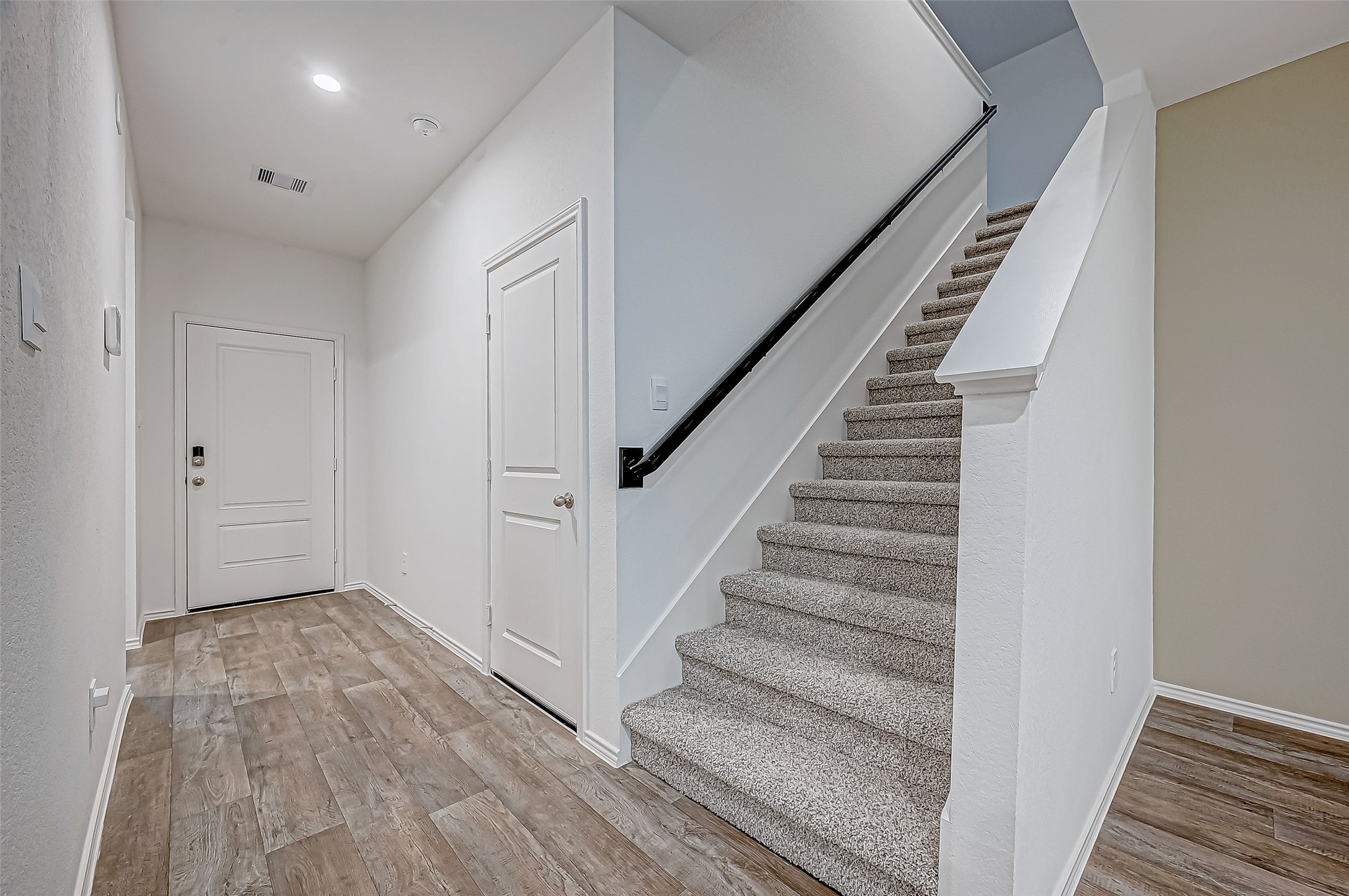 4222 Ramsbury Drive Property Photo 4