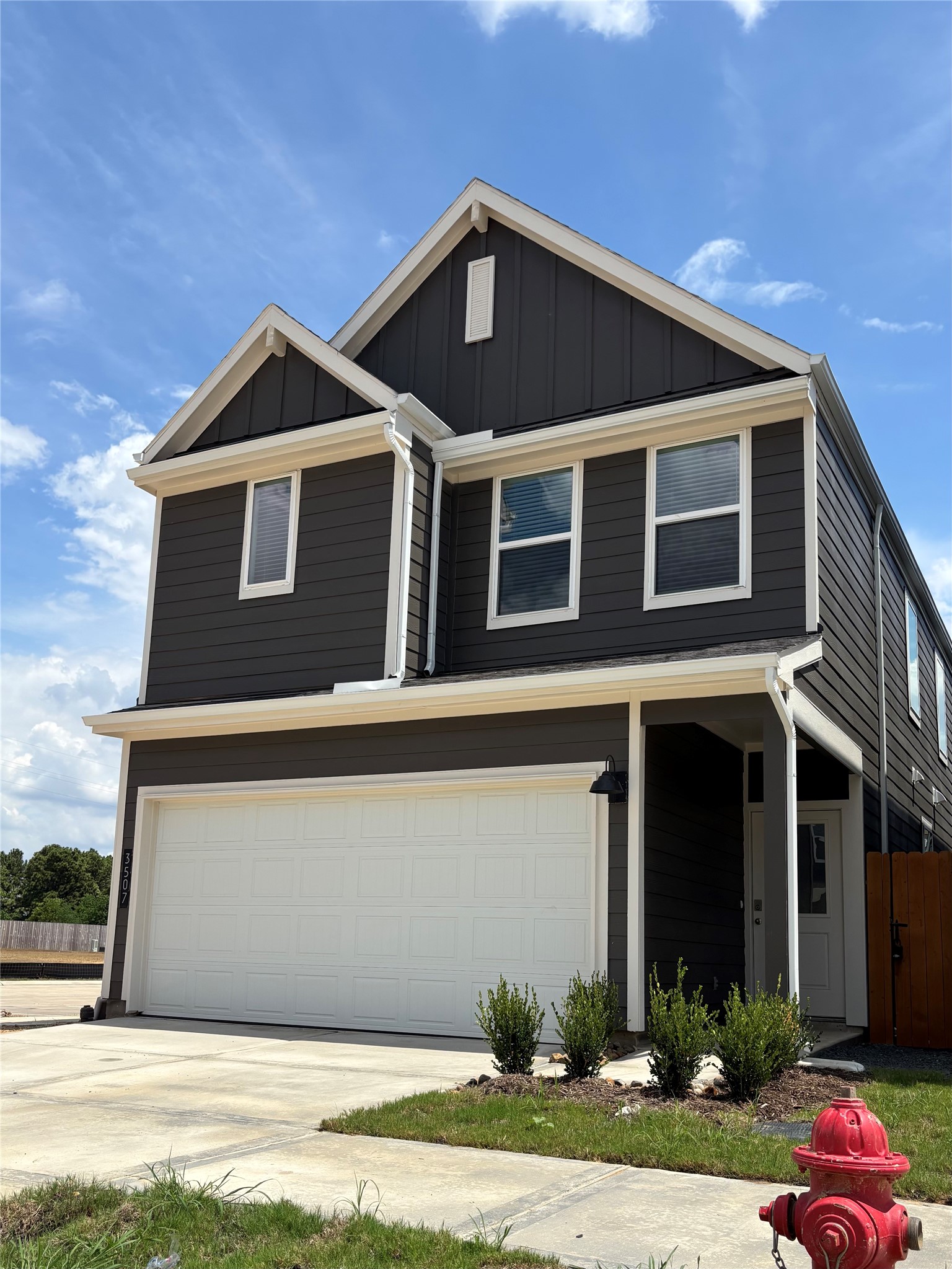 3507 Goldfinch Woods Drive Property Photo 1