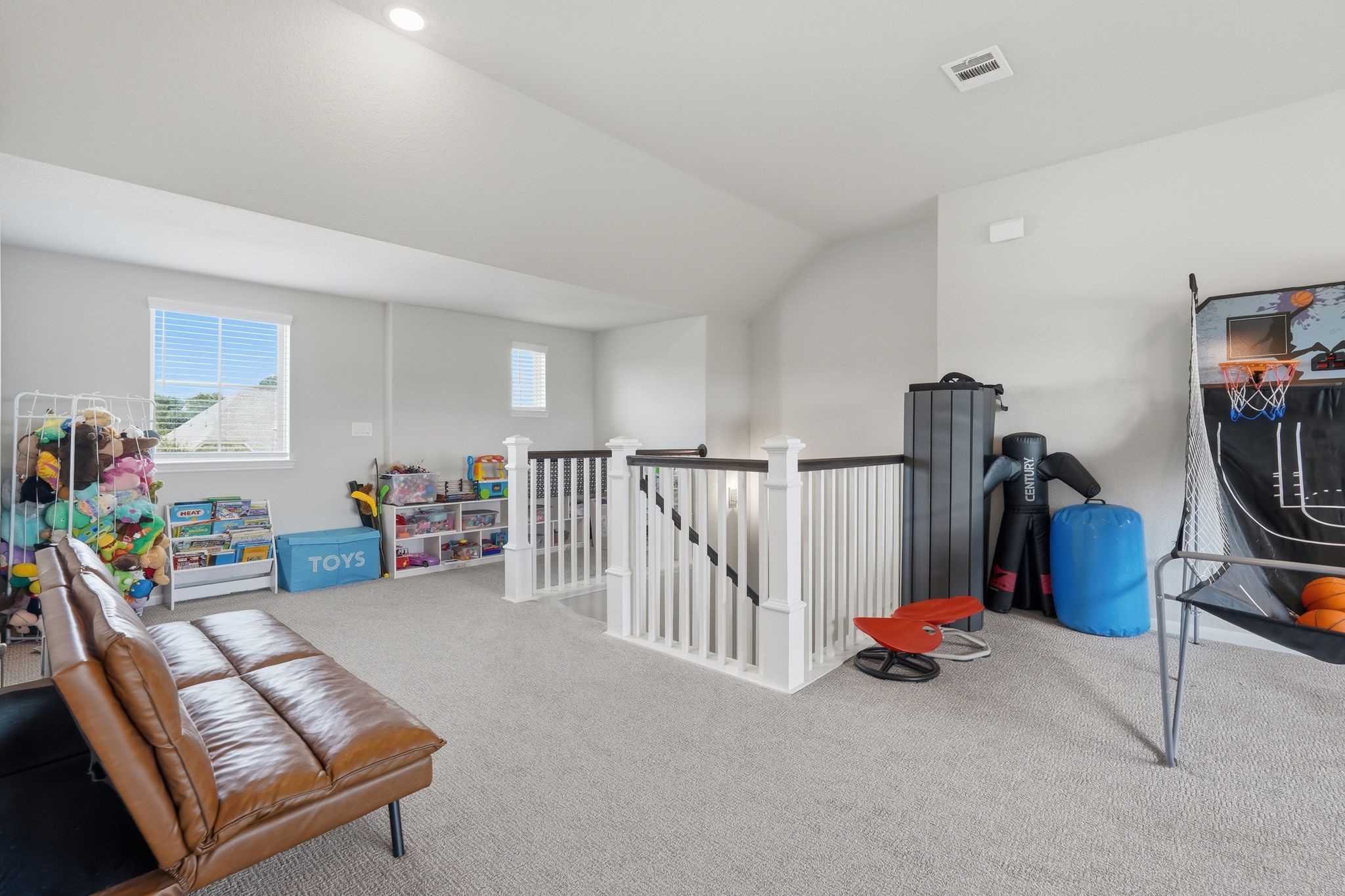 225 Peninsula Point Drive Property Photo 31