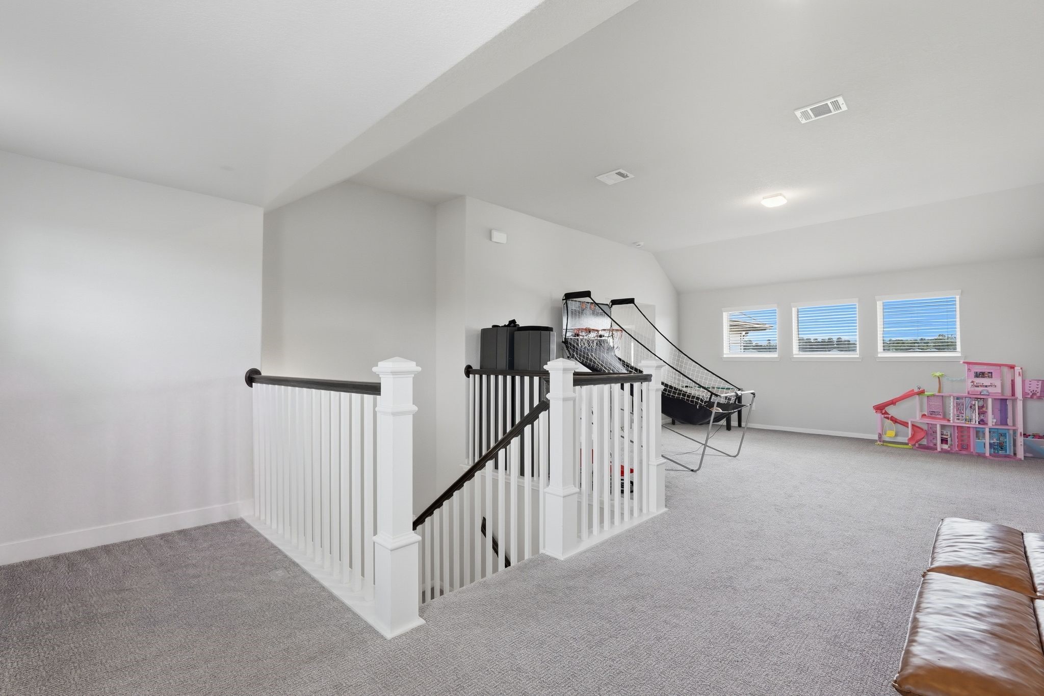 225 Peninsula Point Drive Property Photo 40