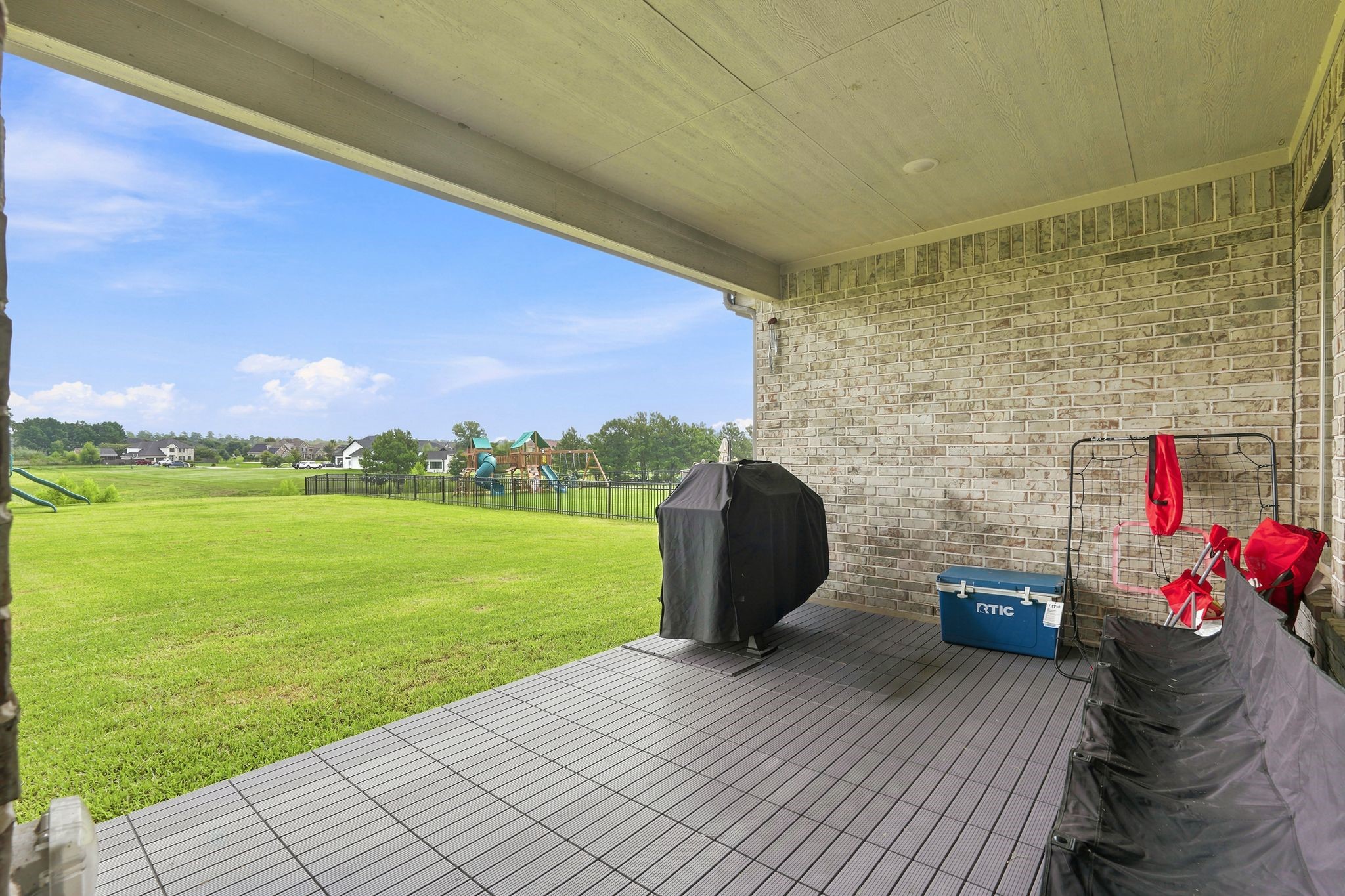 225 Peninsula Point Drive Property Photo 44