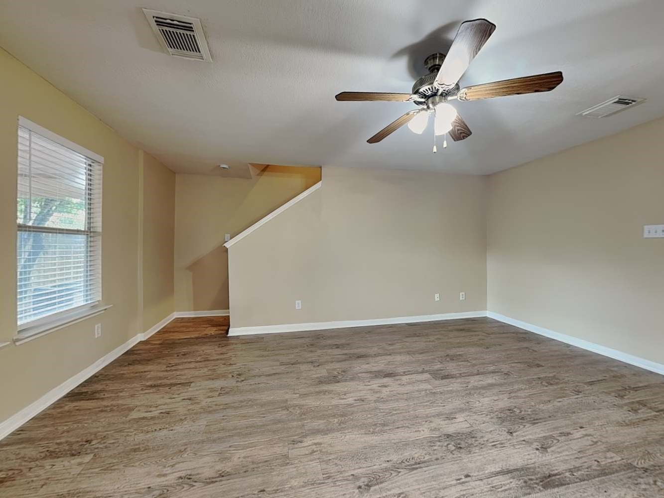 13742 Clarks Fork Drive Property Photo 3