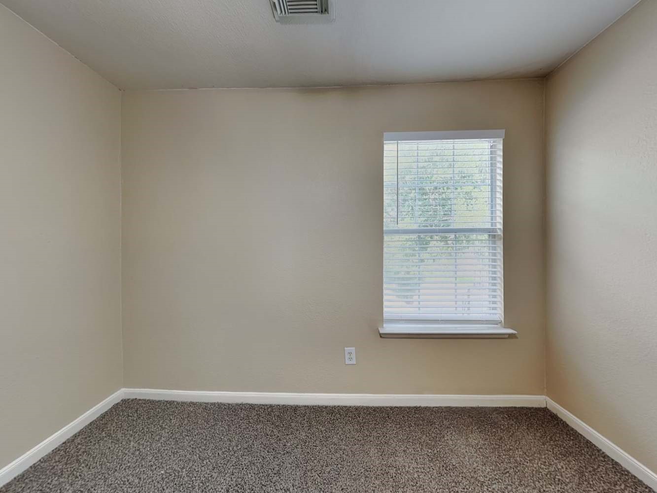 13742 Clarks Fork Drive Property Photo 8