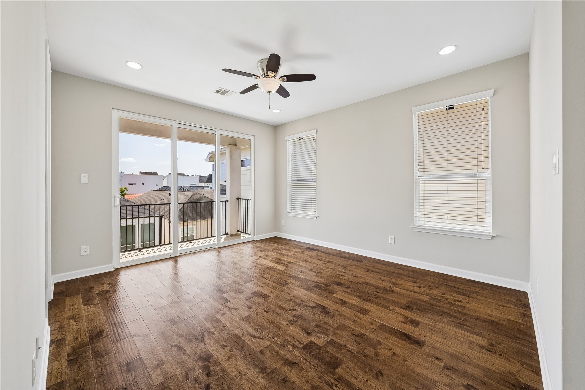 5631 Kiam Street B Property Photo 15