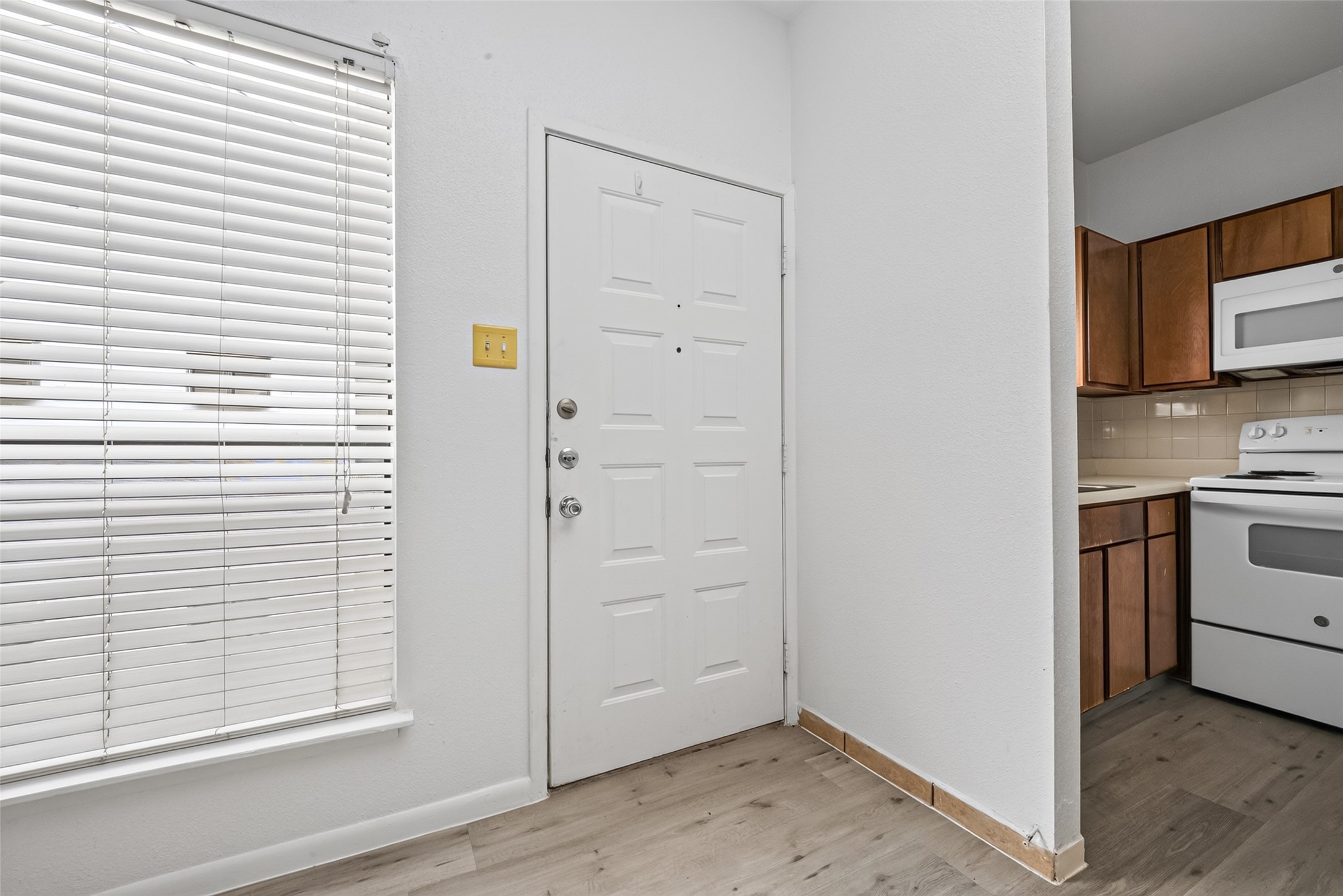 7901 Cambridge Street 87 Property Photo 6