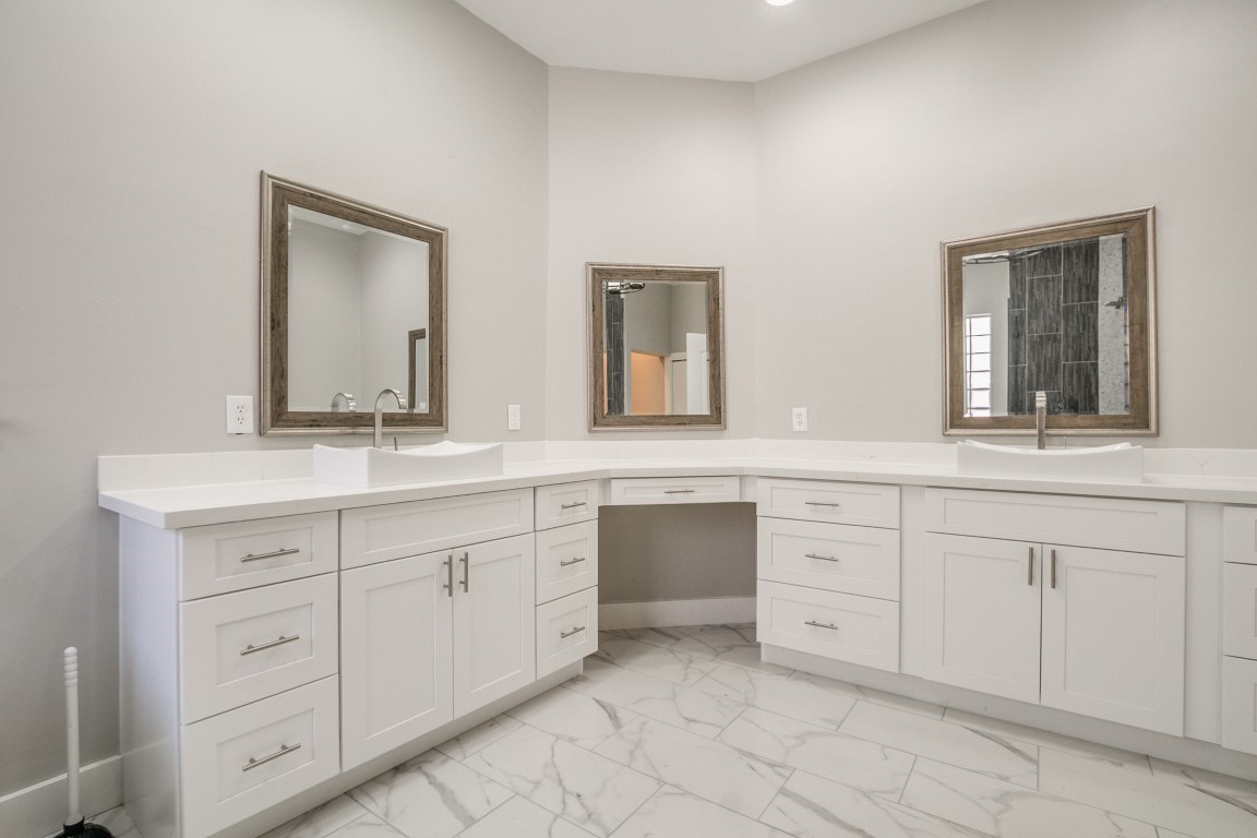 6606 Wimbledon Forest Court Property Photo 8