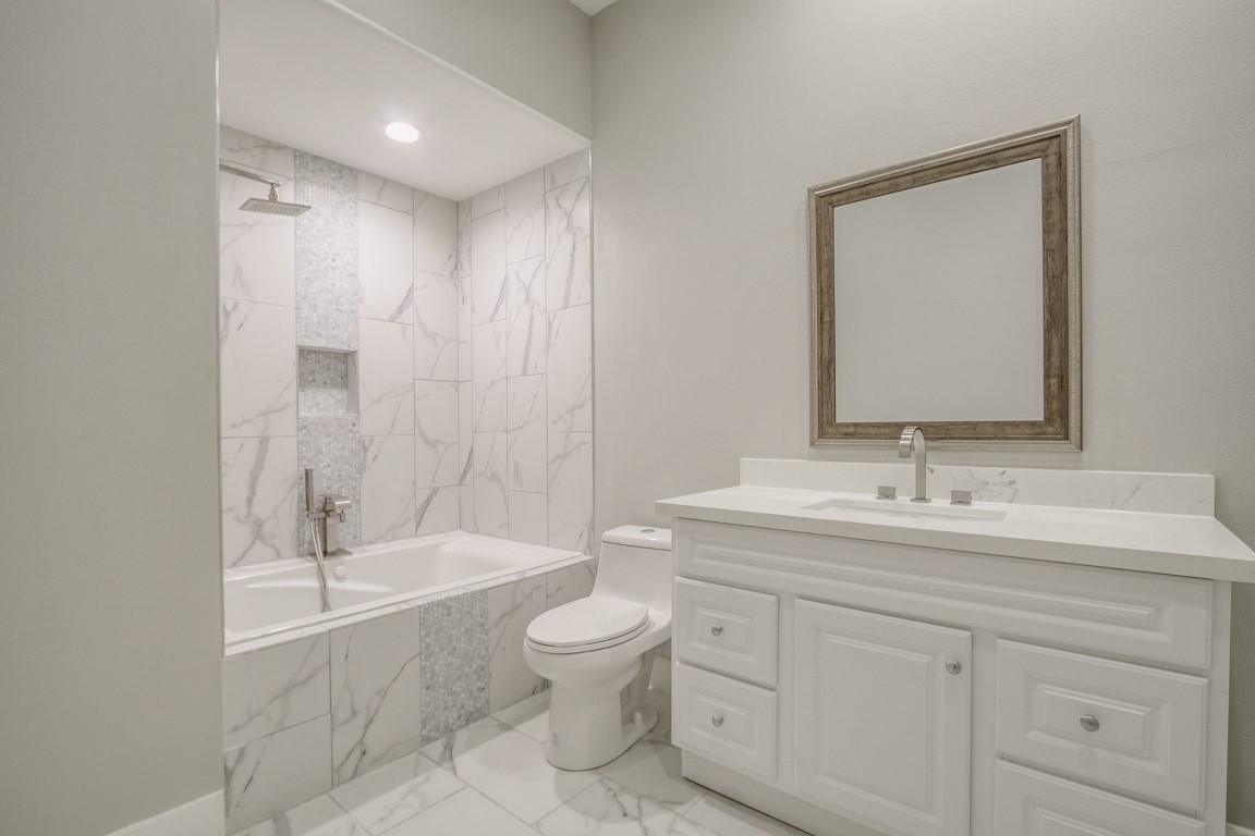 6606 Wimbledon Forest Court Property Photo 10