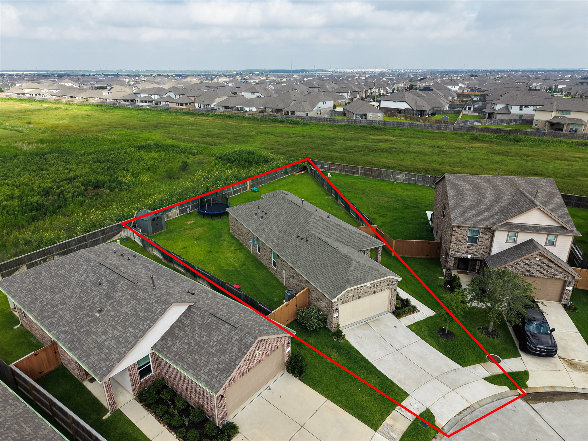 8135 Coco Bluff Drive Property Photo 1