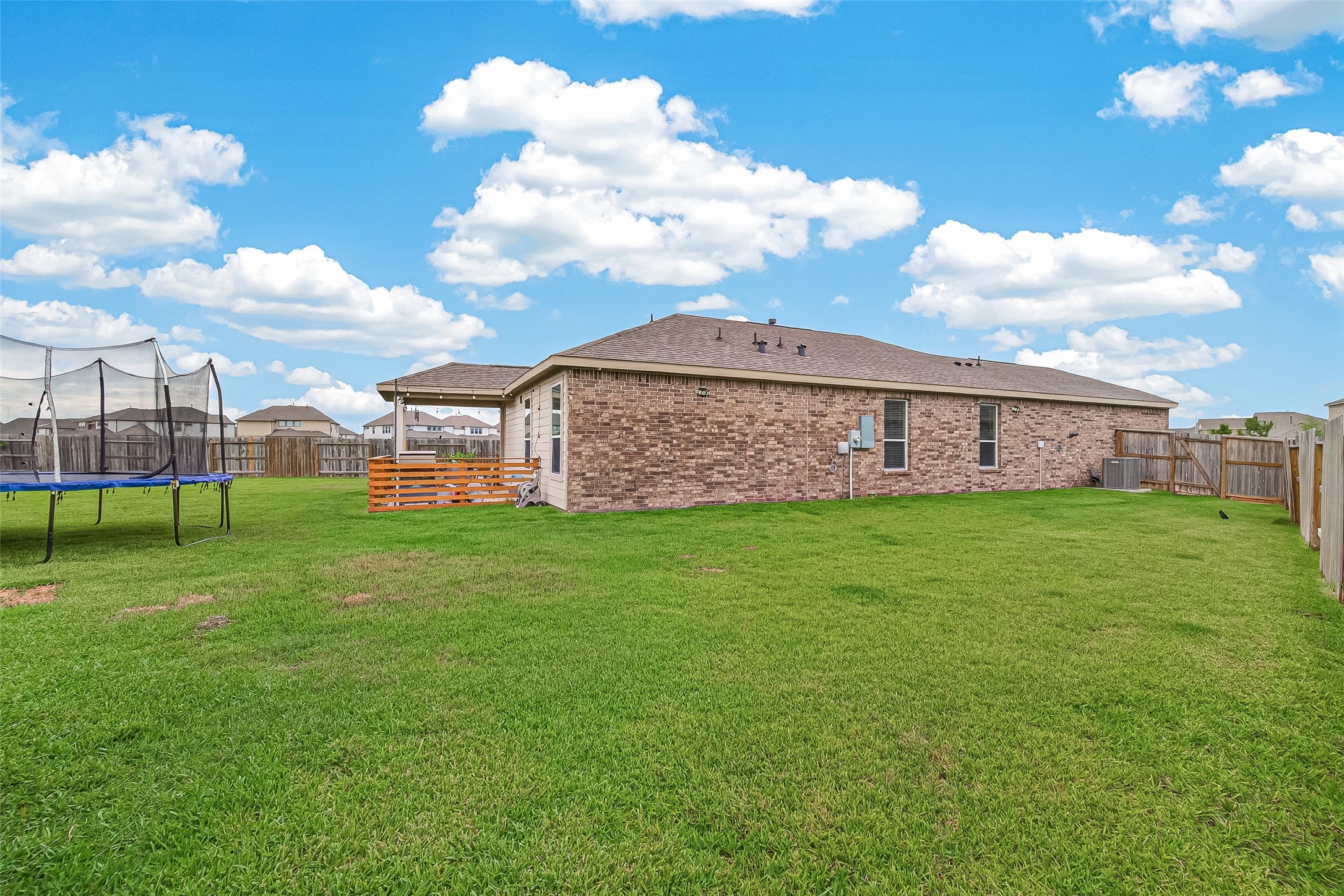 8135 Coco Bluff Drive Property Photo 27