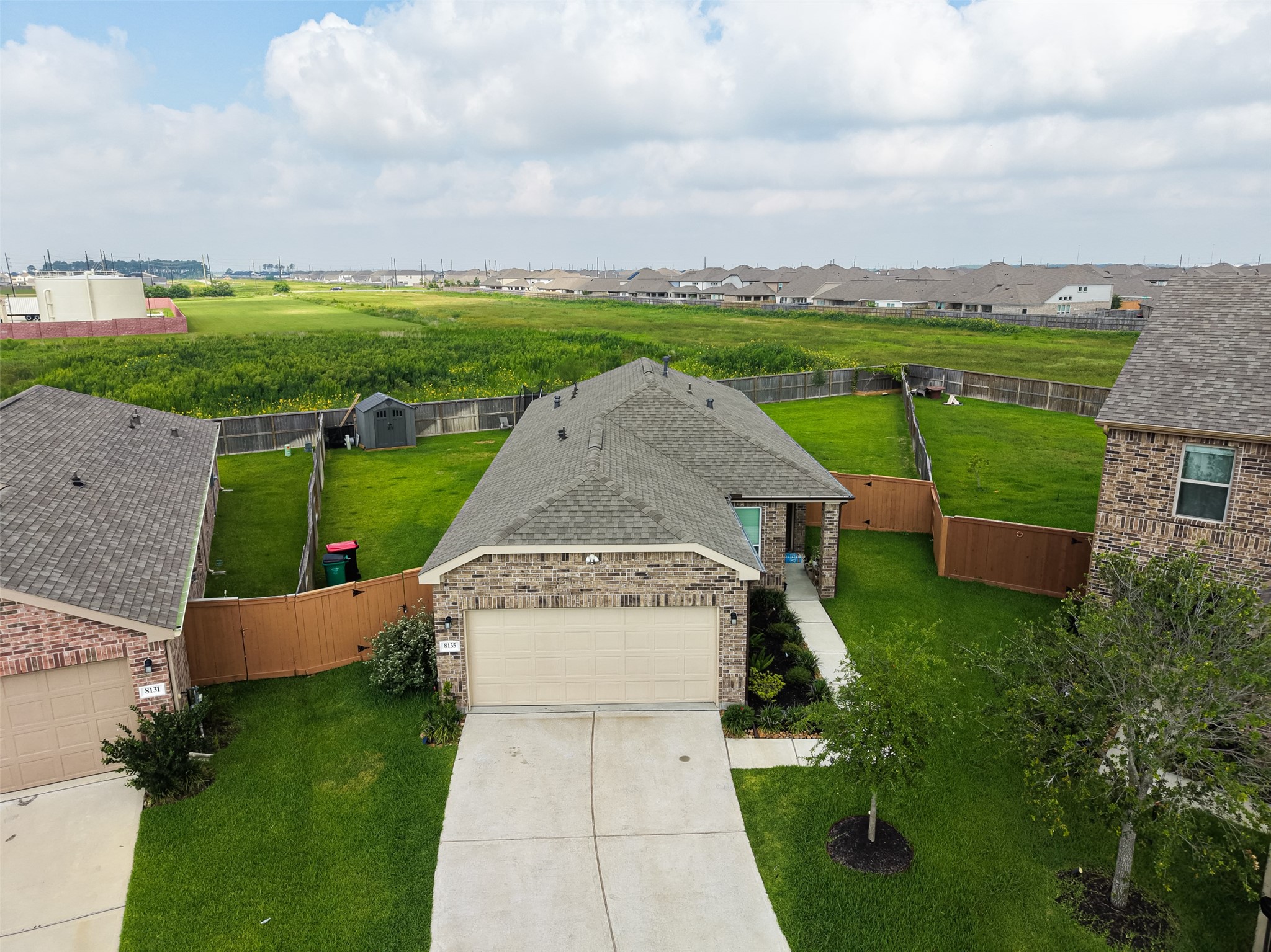 8135 Coco Bluff Drive Property Photo 29