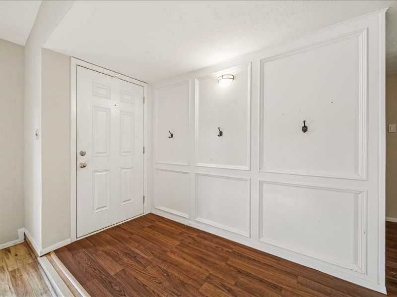 3902 Broken Elm Drive Property Photo 3
