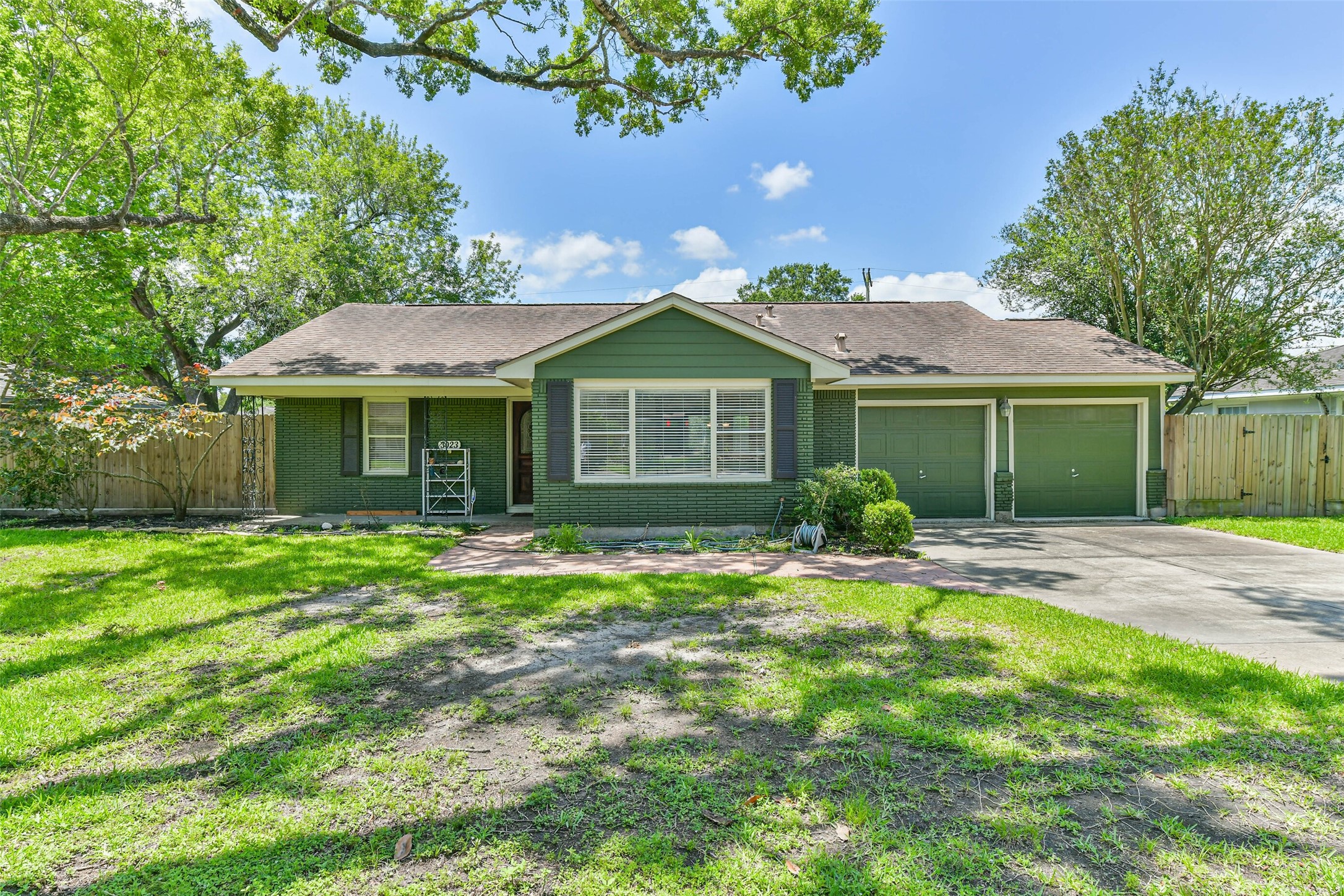 3023 Fairhope Street Property Photo 1