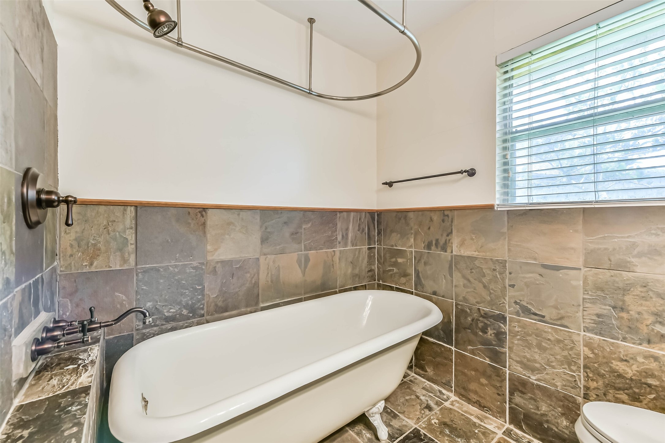 3023 Fairhope Street Property Photo 20