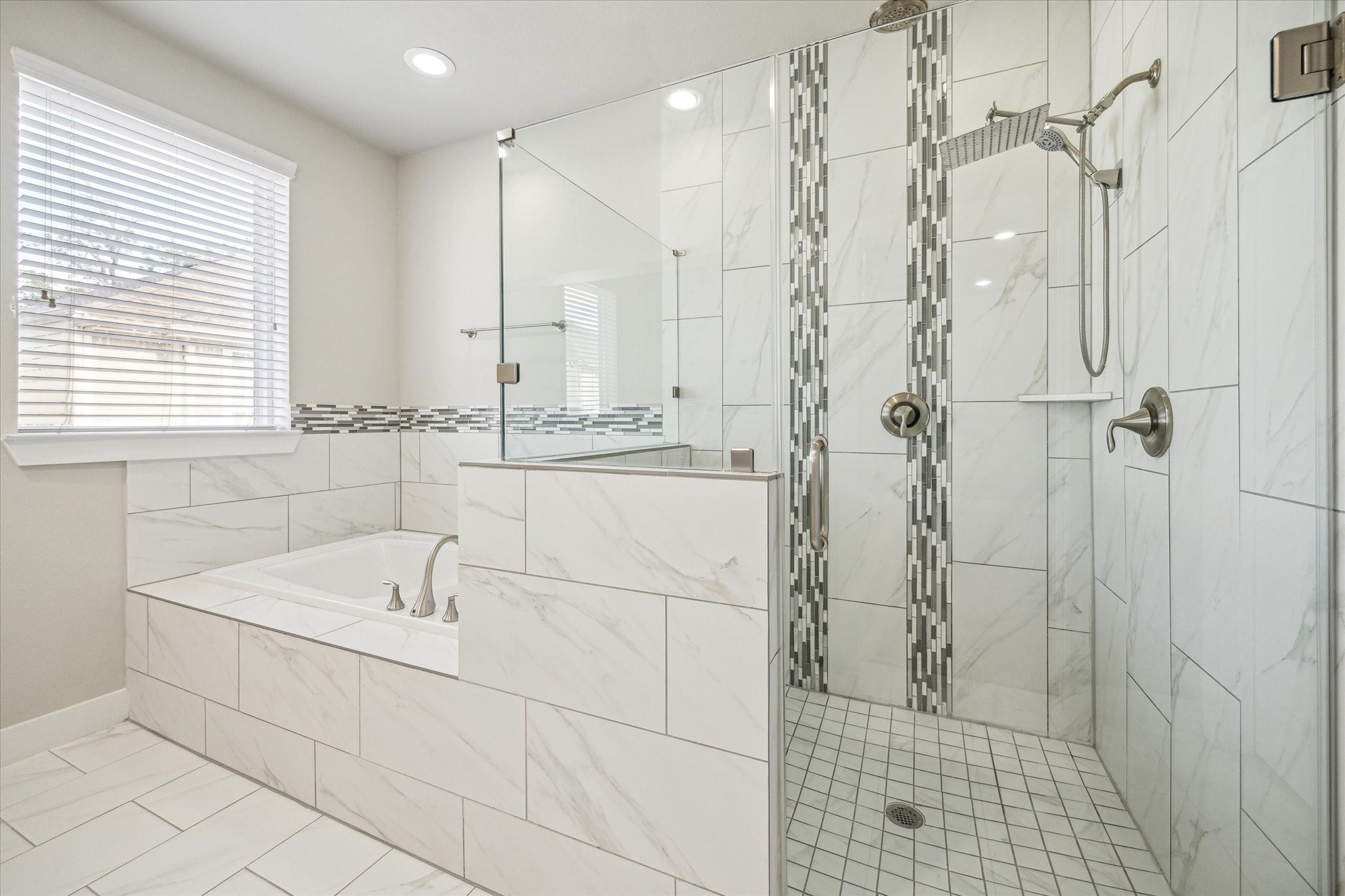 256 W 28th Street Property Photo 19