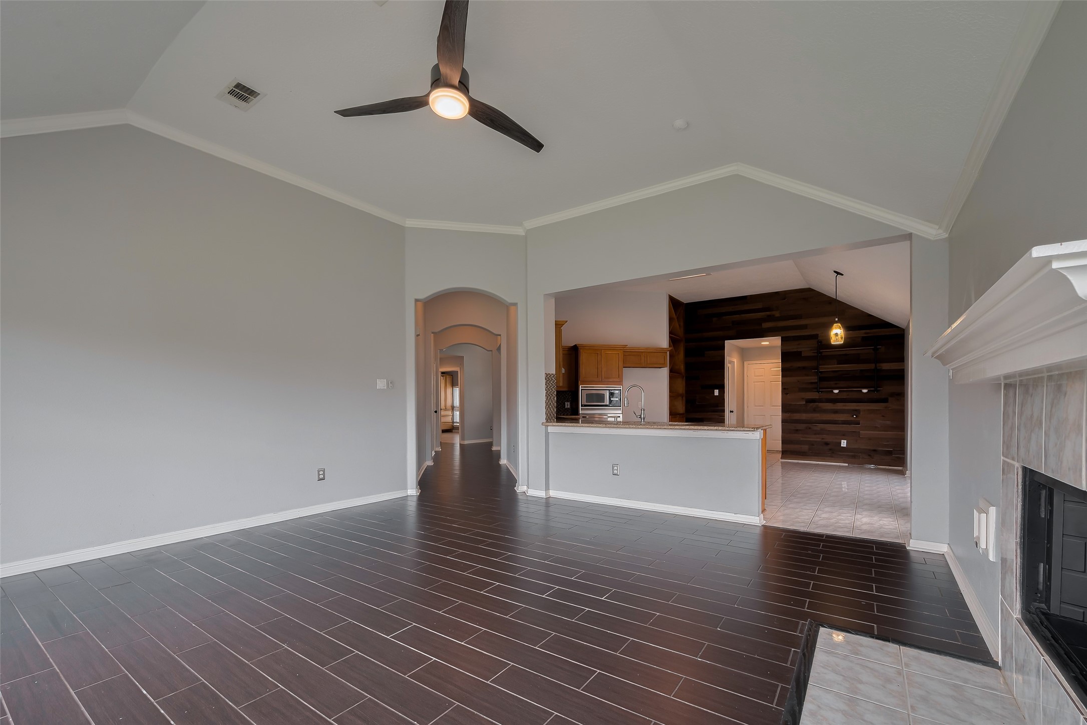 311 N Esplanade Lane Property Photo 14