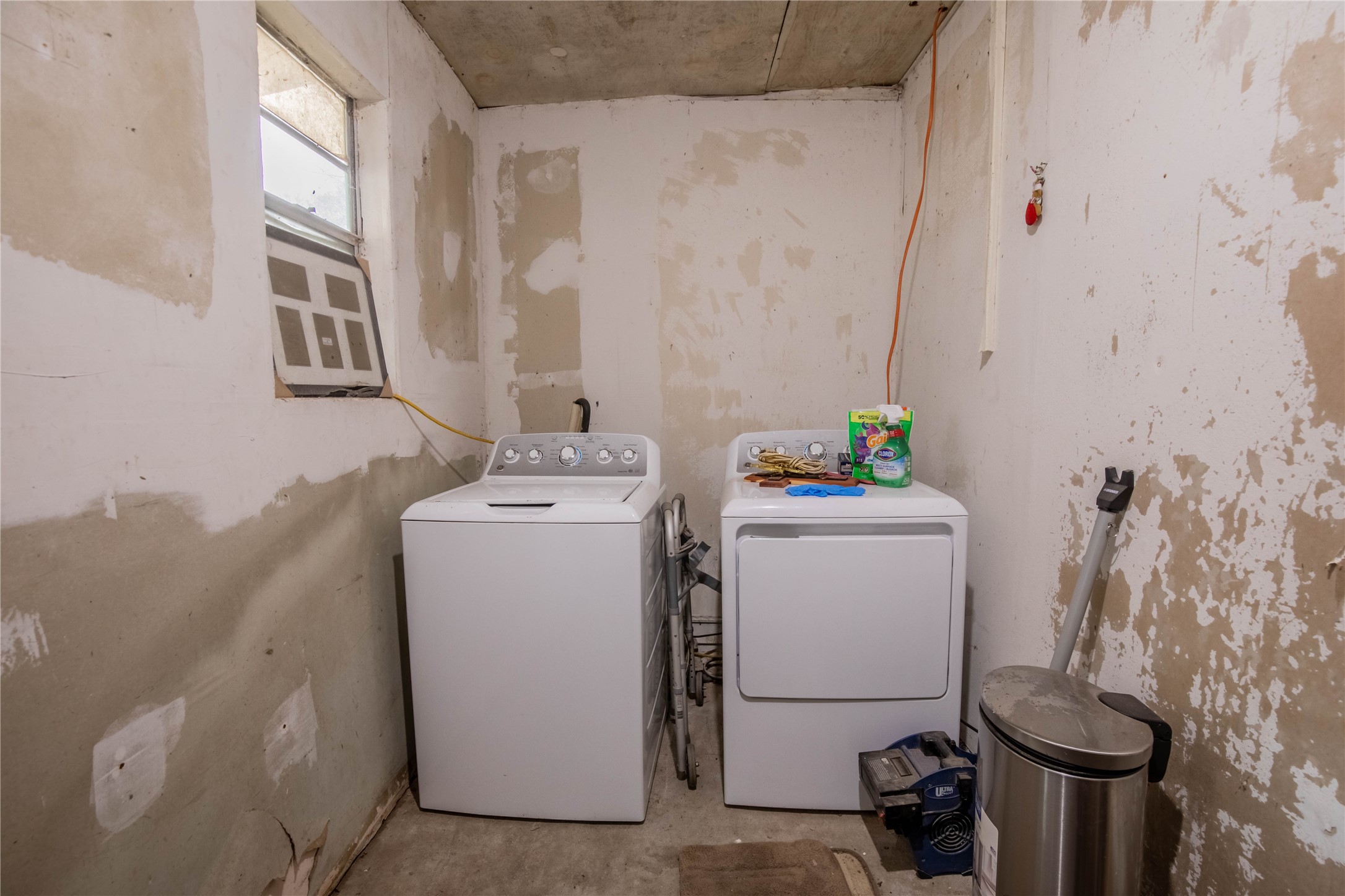 16444 Stinson Lane Property Photo 13