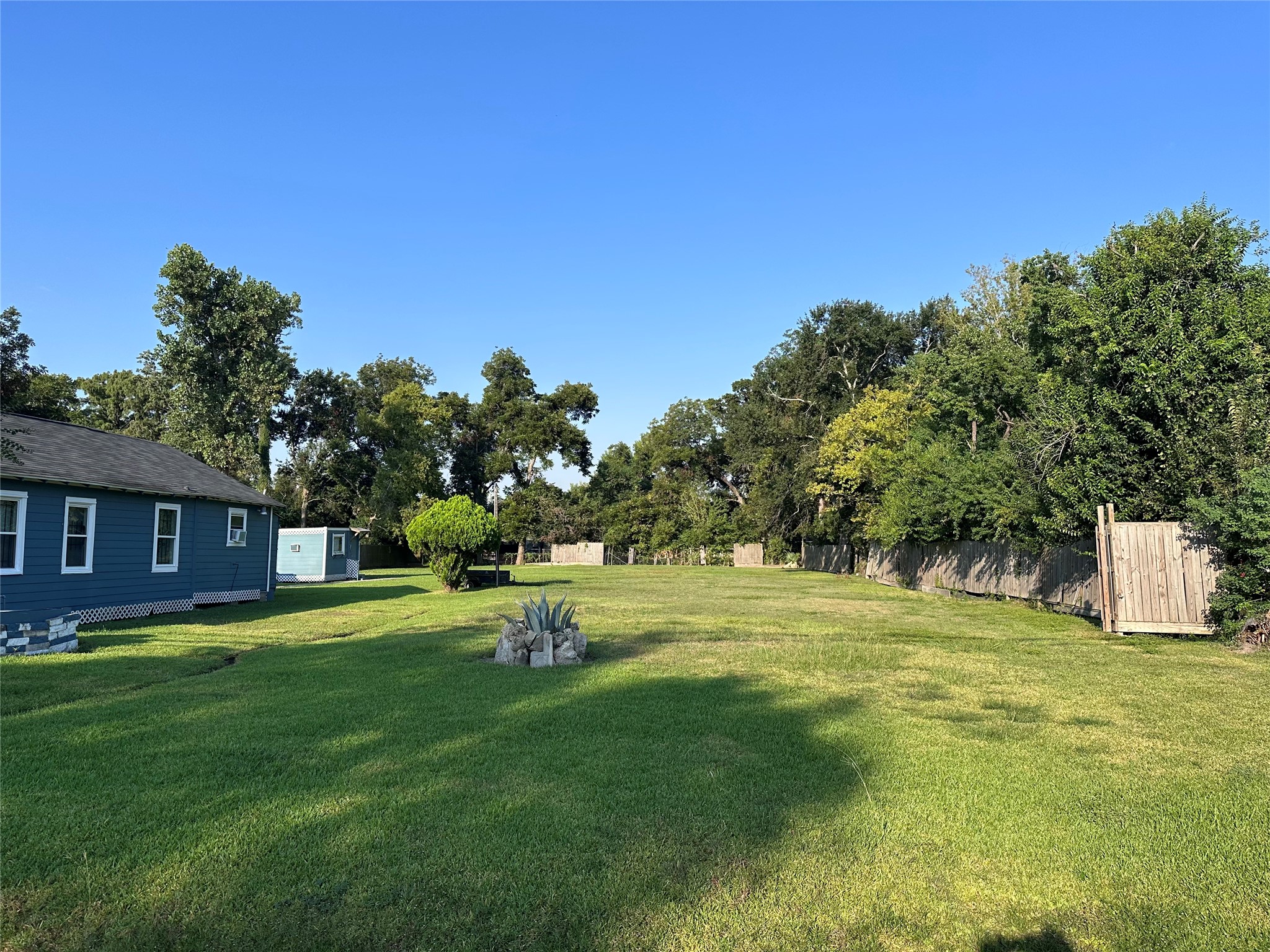 4211 Kashmere Street Property Photo 2