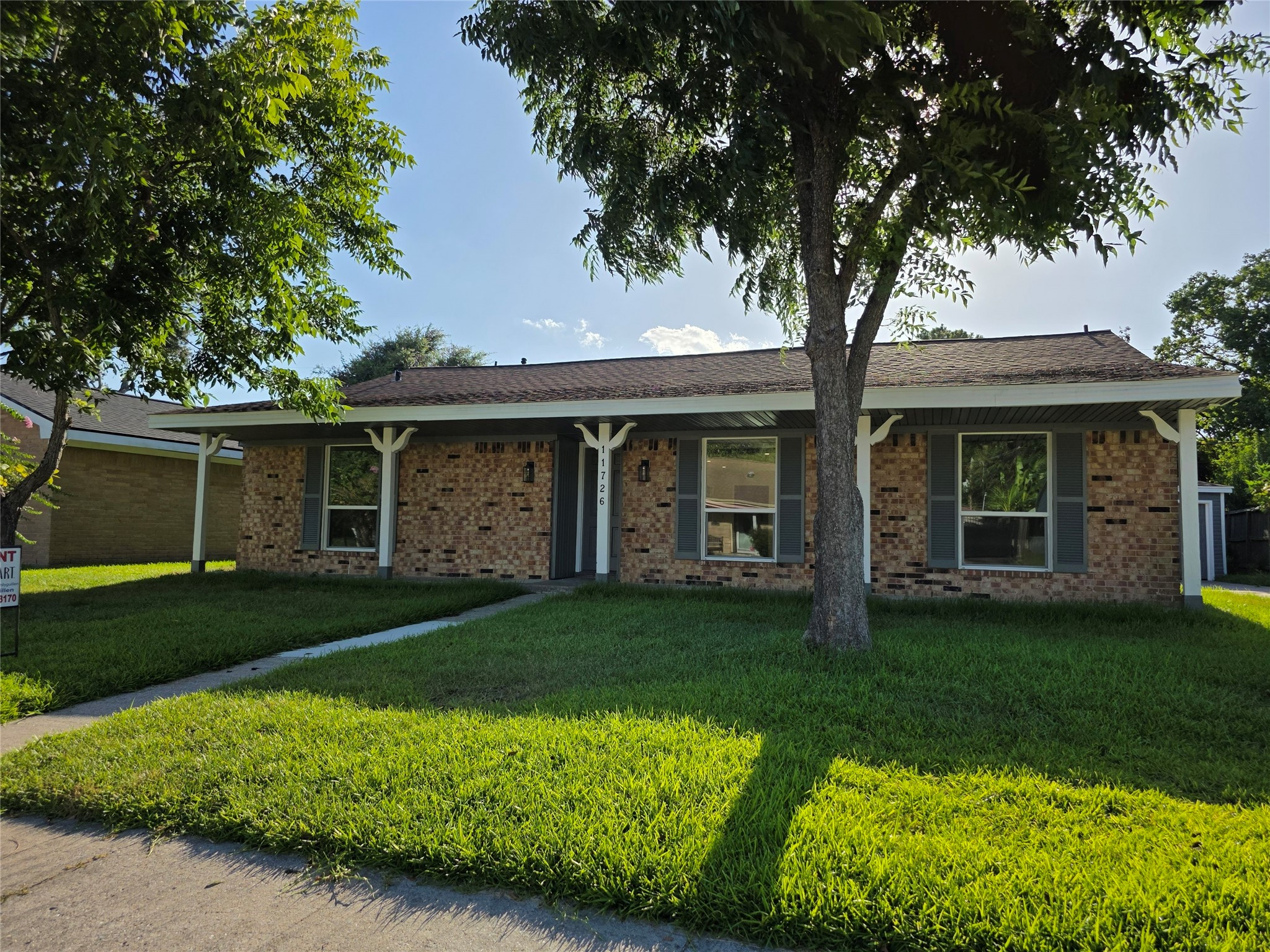 11726 N Willow Circle Property Photo 1