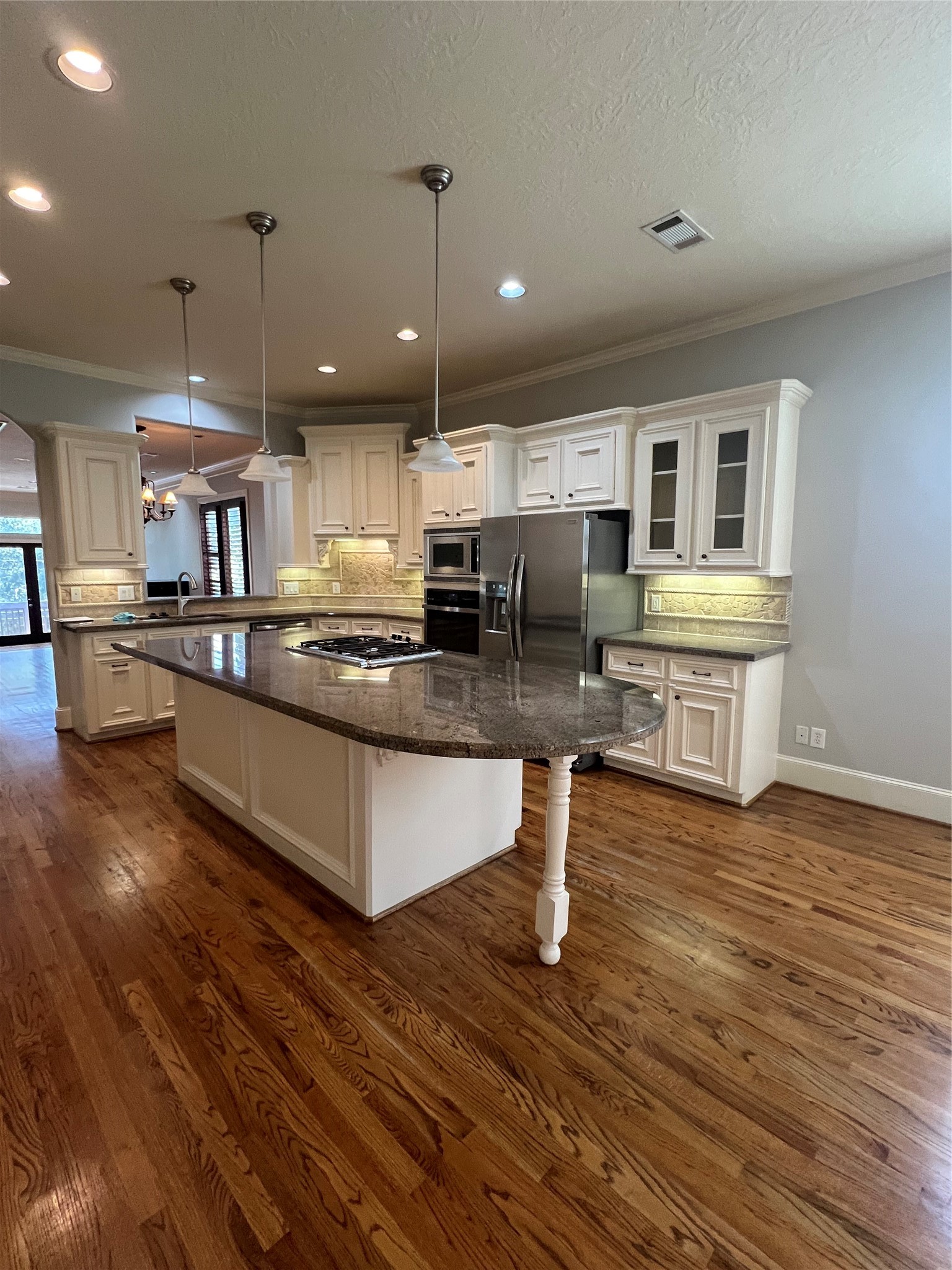 2330 Camden Drive Property Photo 1