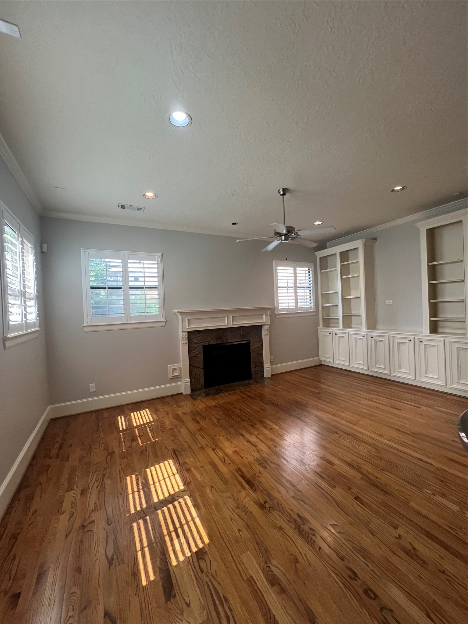 2330 Camden Drive Property Photo 6