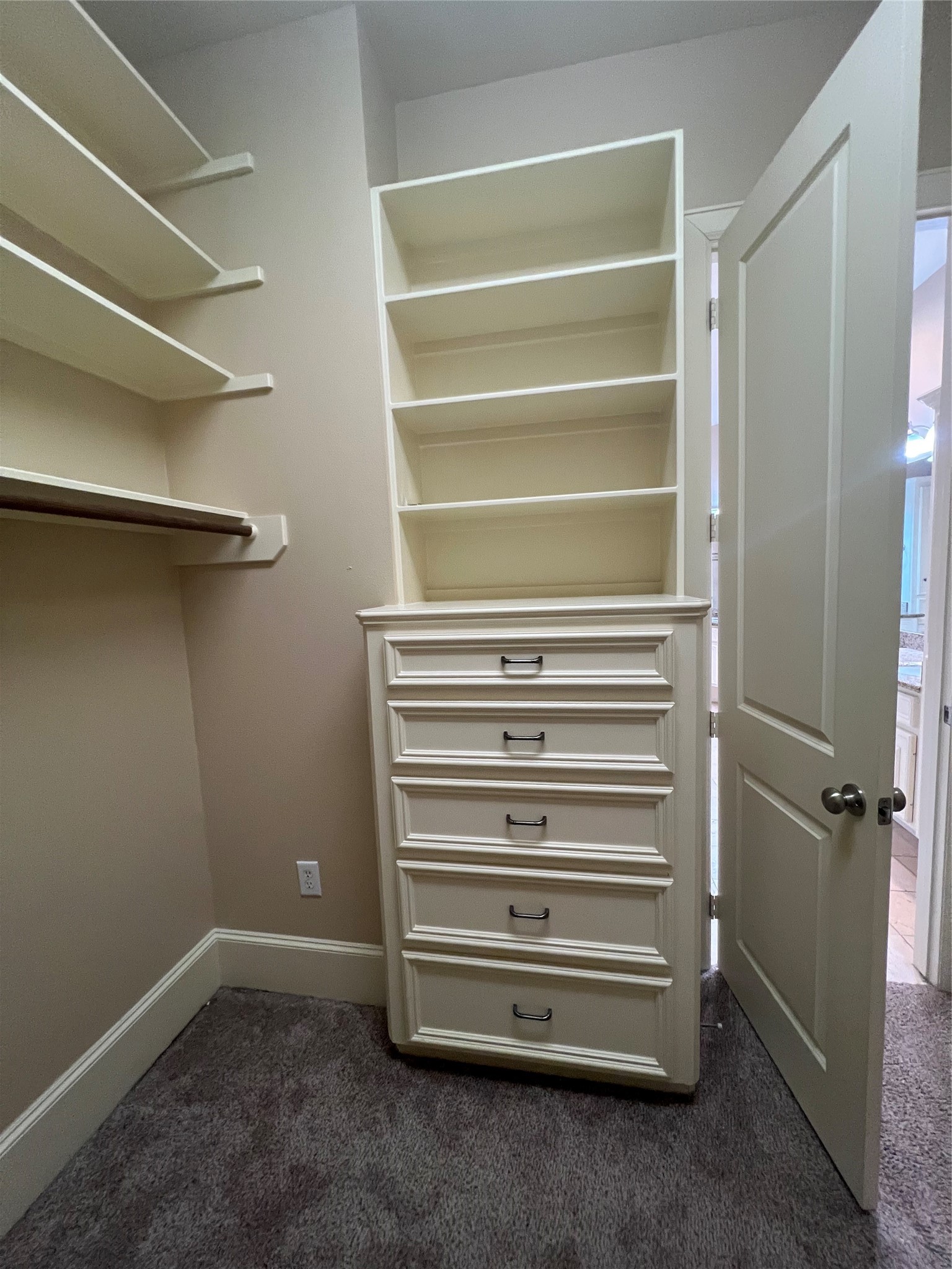 2330 Camden Drive Property Photo 19