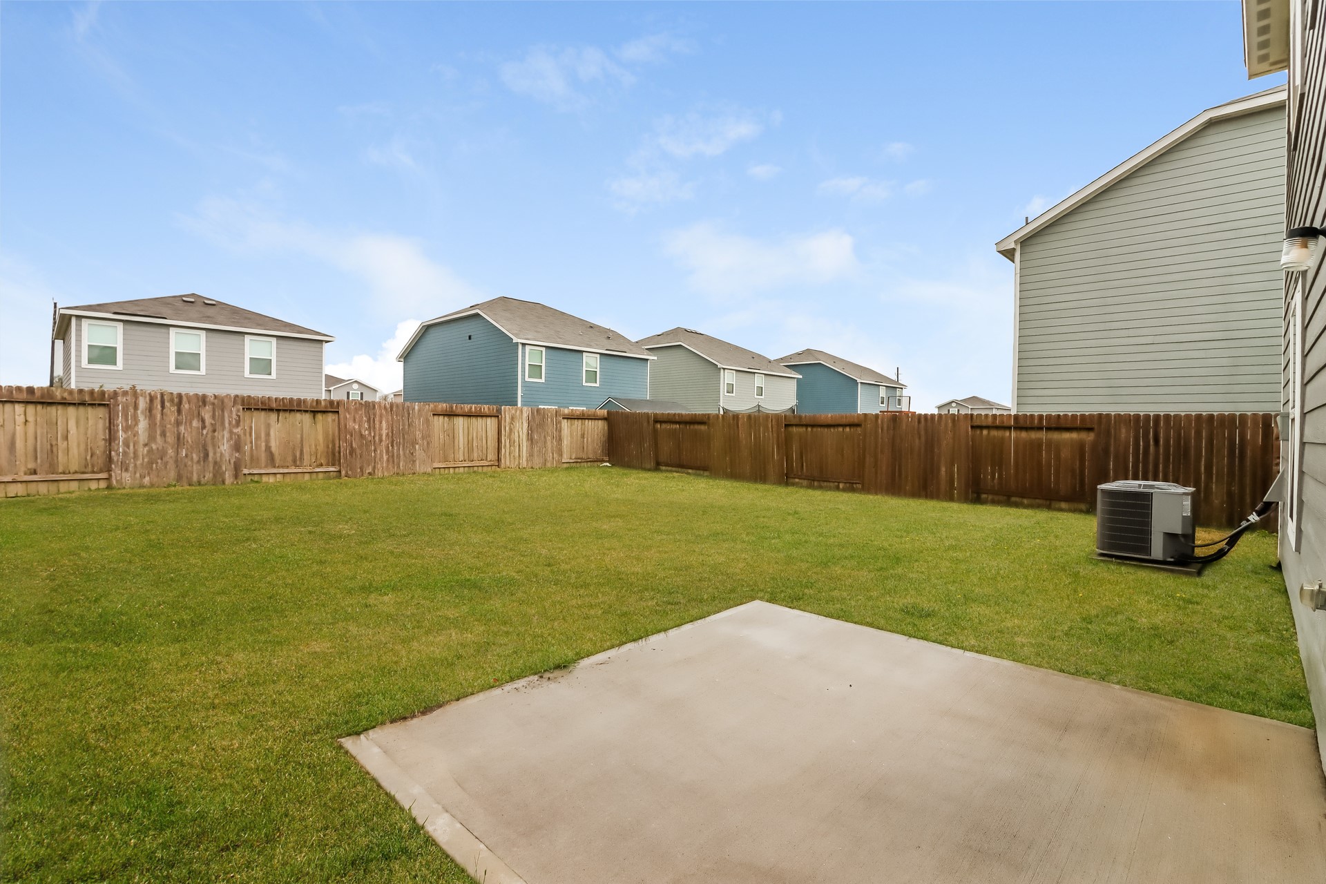 8015 Distant Harbor Road Property Photo 14