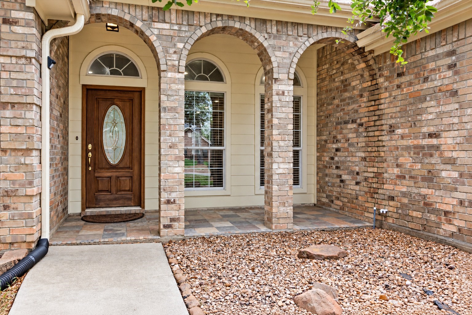 15690 Corinthian Way Property Photo 4