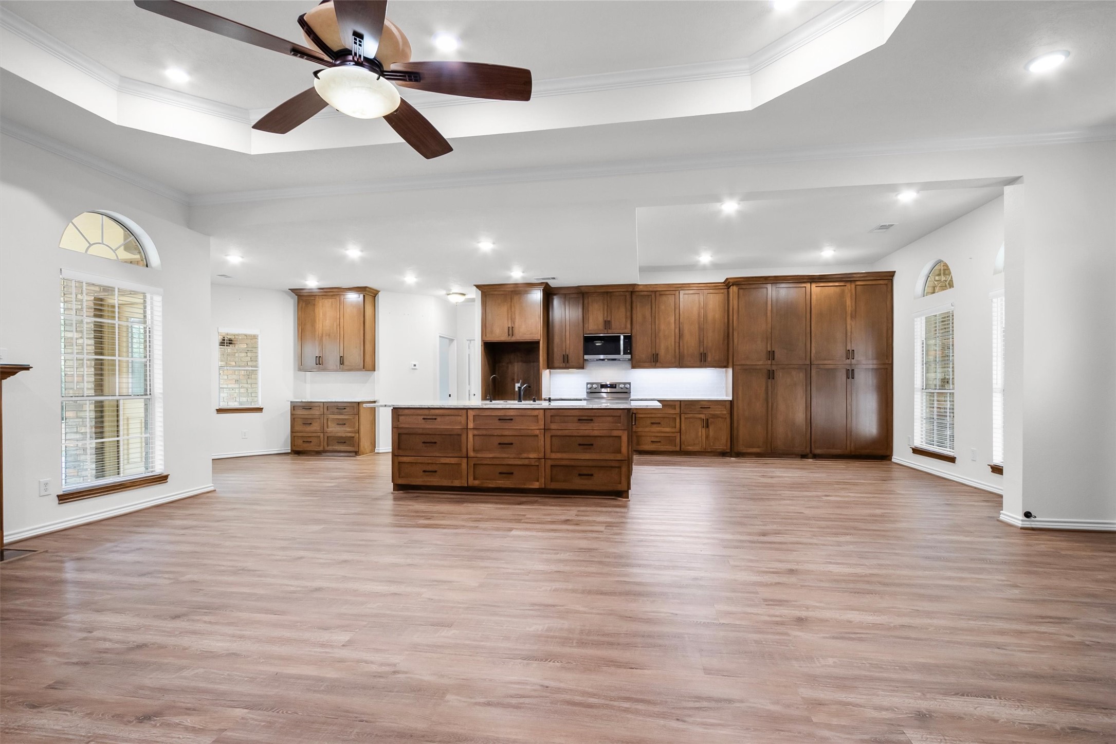 15690 Corinthian Way Property Photo 10