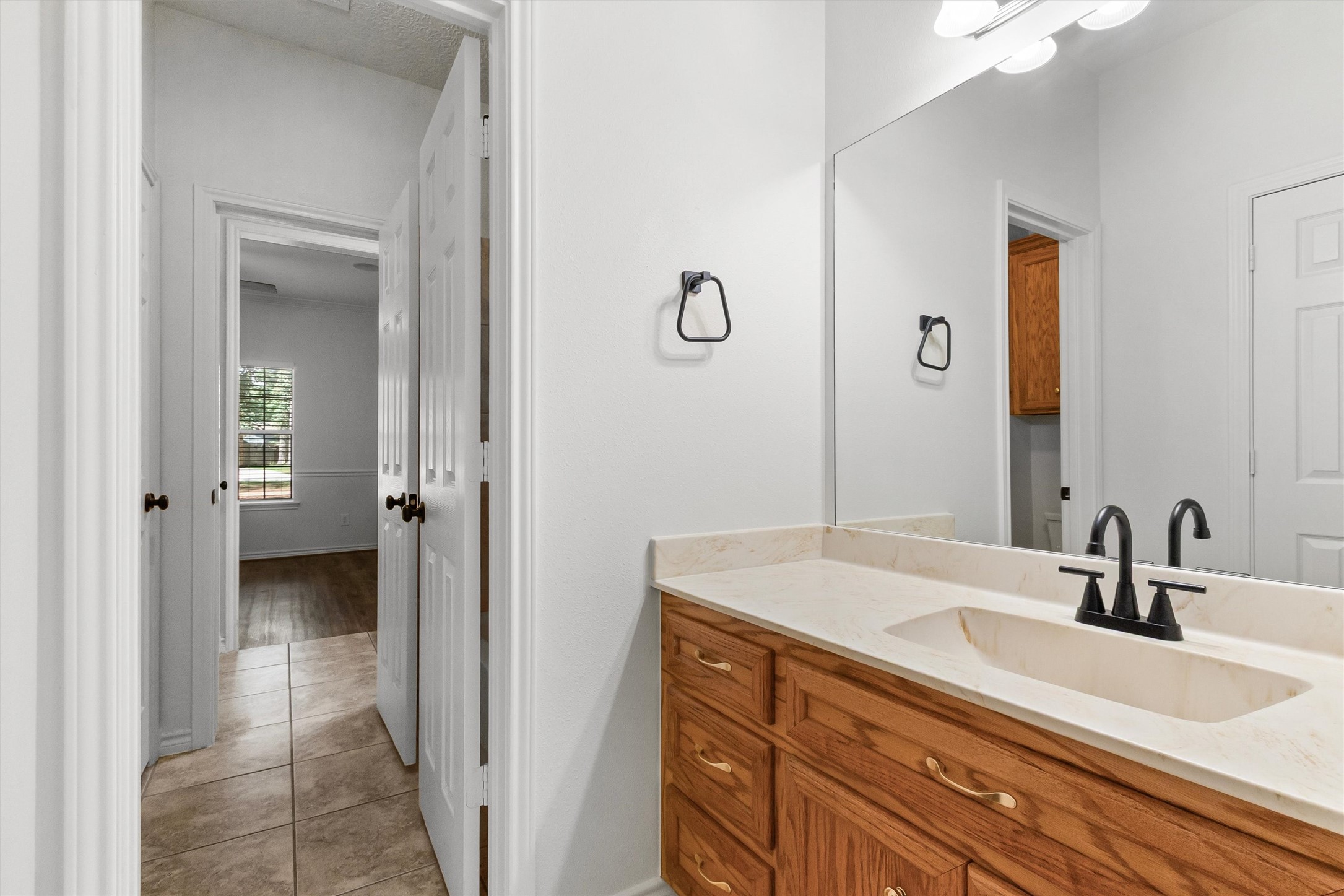 15690 Corinthian Way Property Photo 32