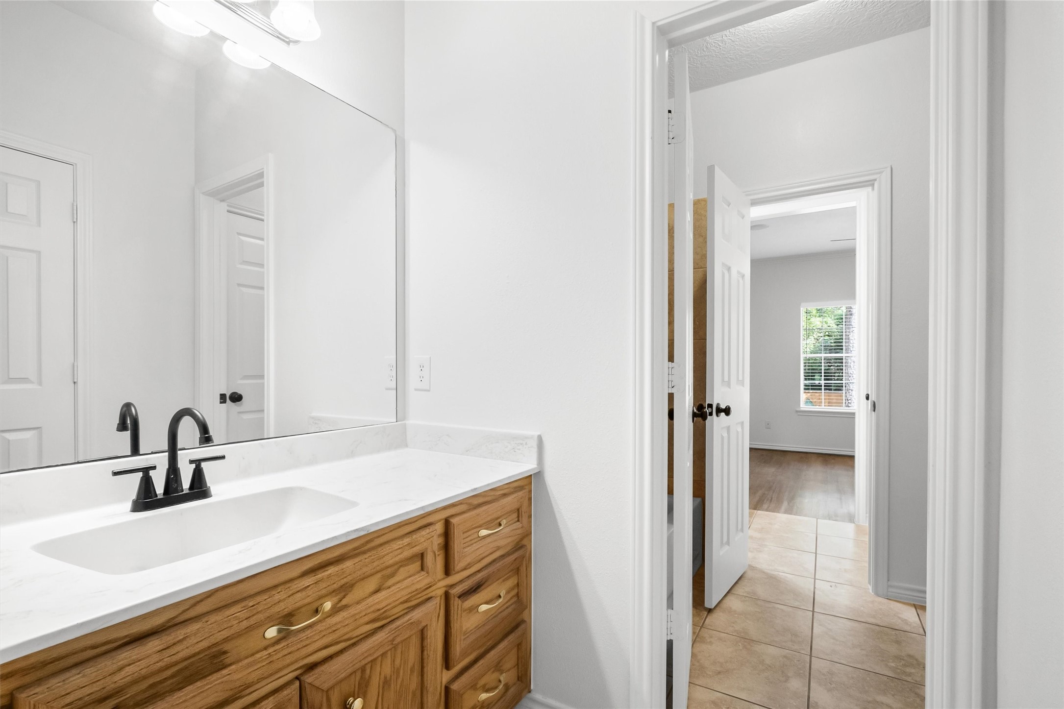 15690 Corinthian Way Property Photo 34
