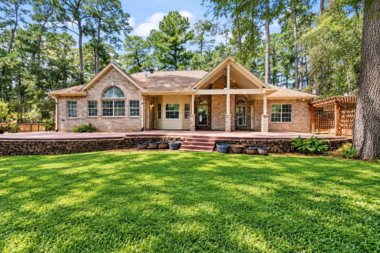 15690 Corinthian Way Property Photo 39